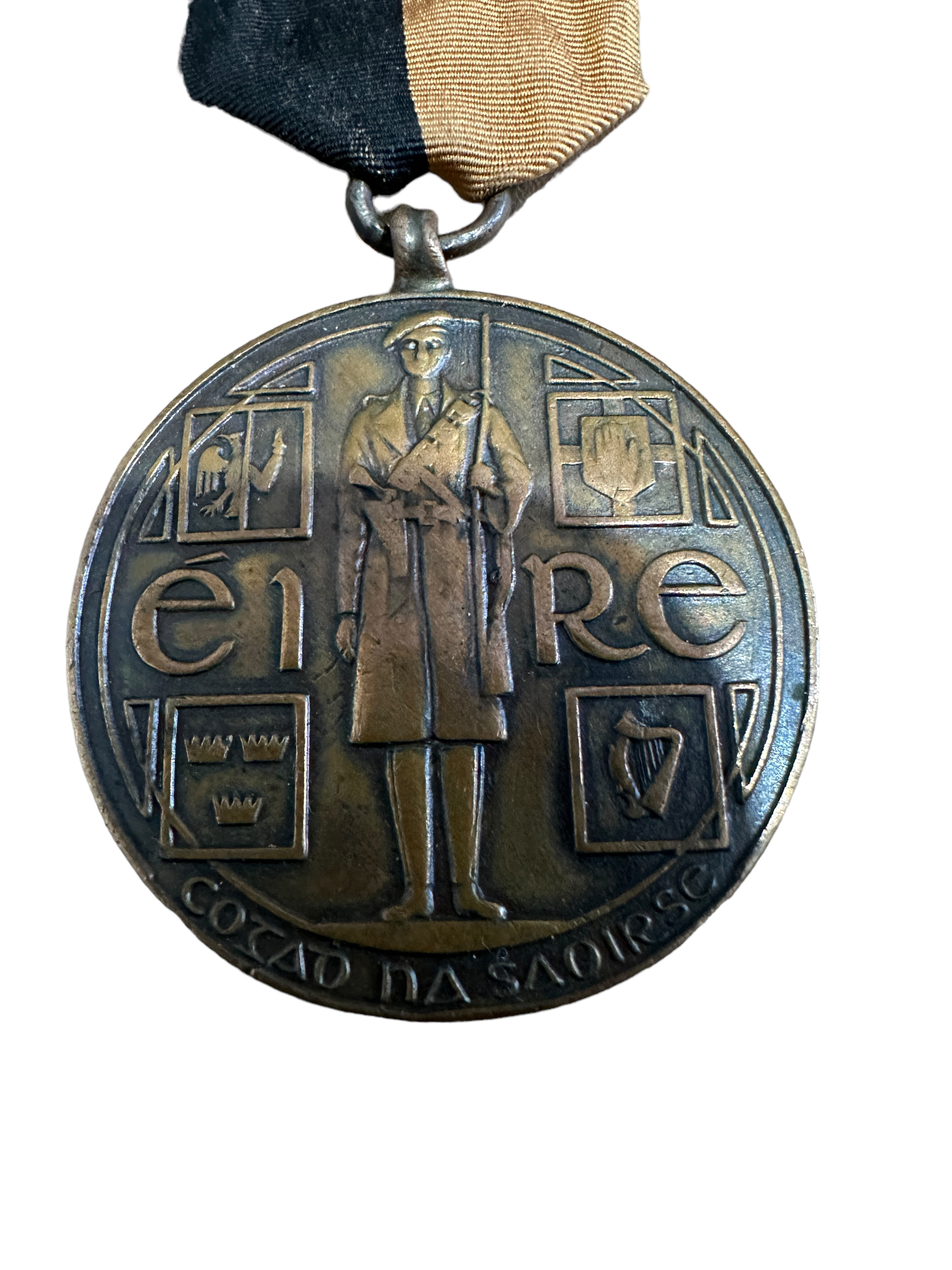 Irish War of Independence Service Medal - 41mm diameter. - Image 2 of 5