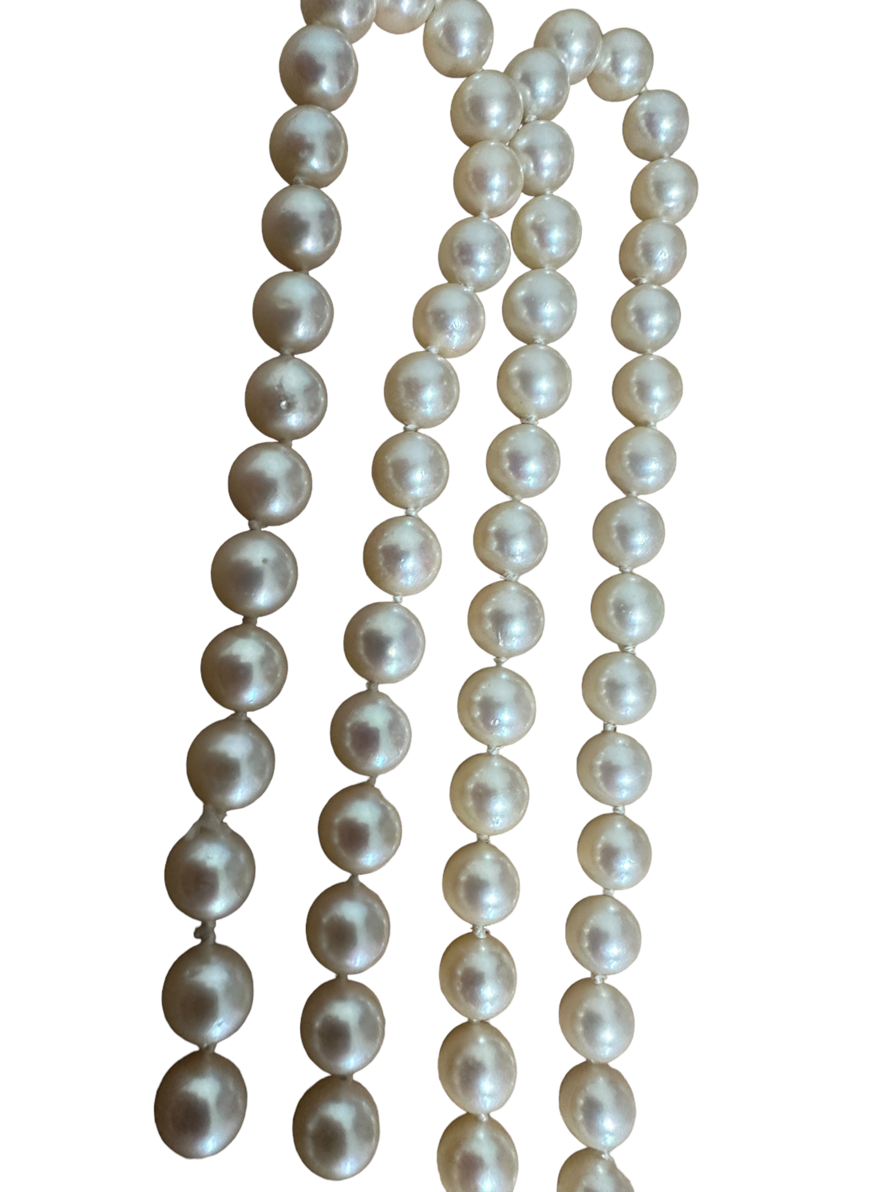 Large String of Vintage Pearls - 150cm in length - pearls average 7mm diameter. - Image 2 of 4