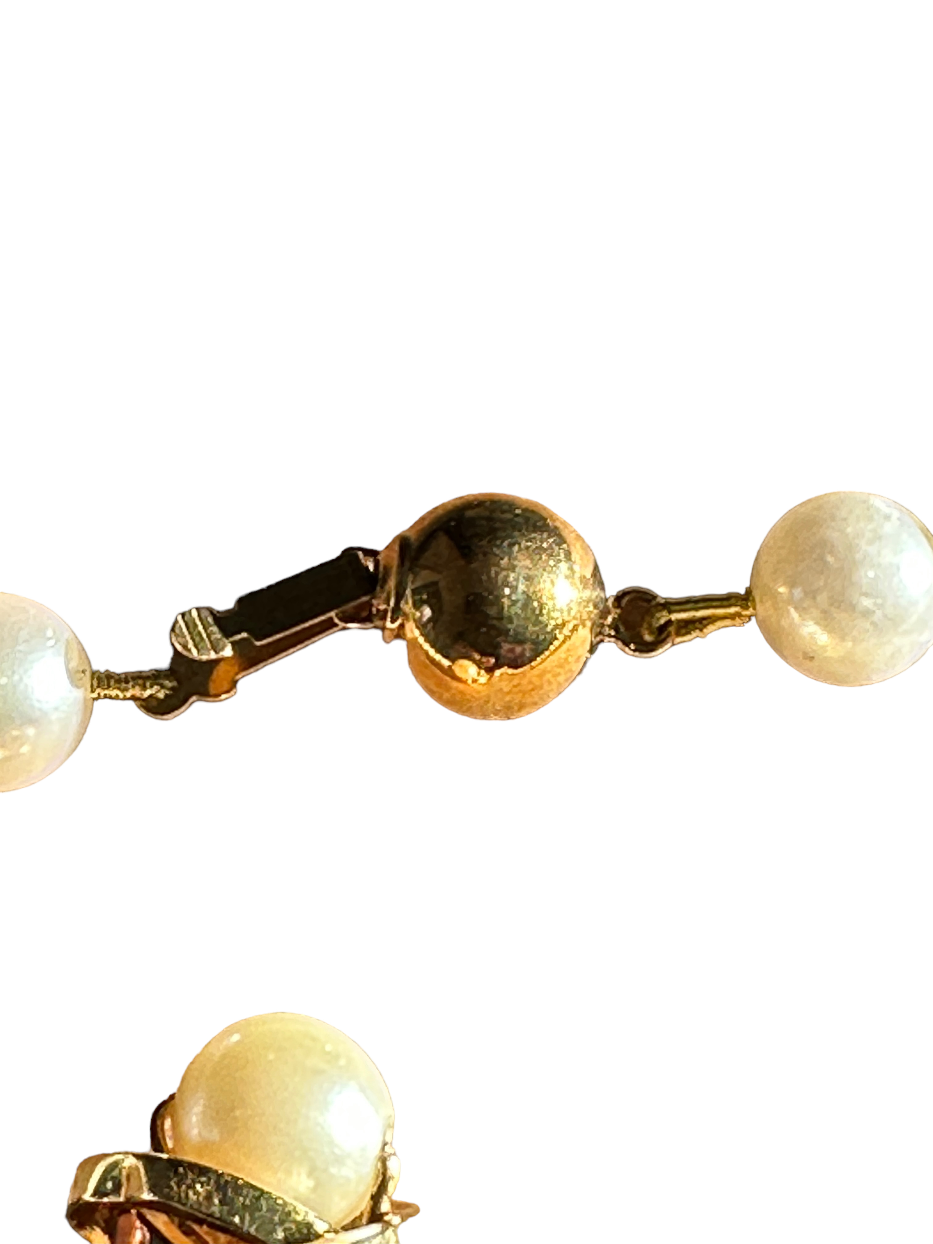 Lot of Pearl Necklace with Gold Clasp-Pair of Gold and Pearl Earring- Gold and Pearl Ring. - Bild 2 aus 6