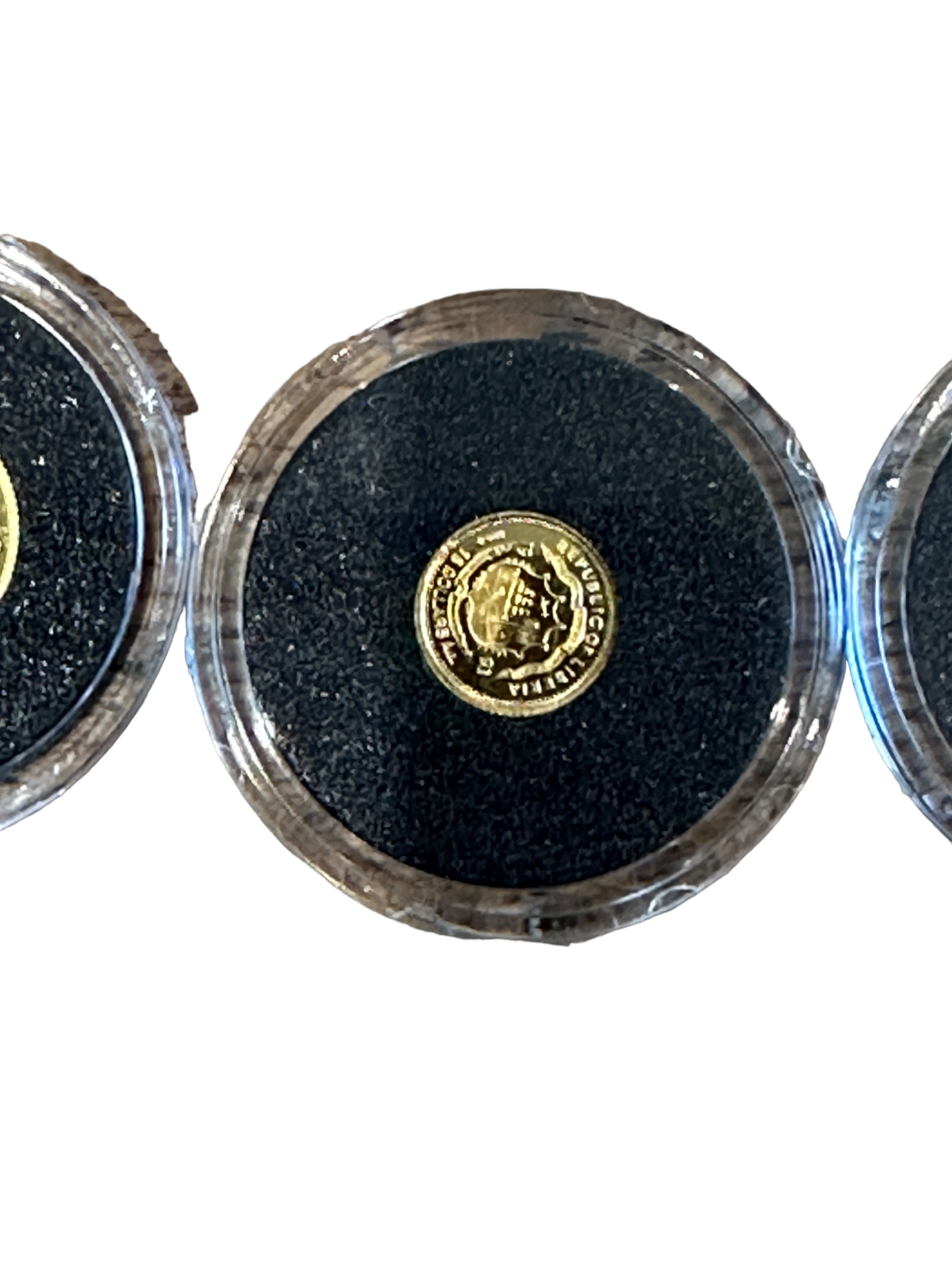 Lot of 7 Miniature Gold Coins to include - Yellowstone 10 dollars-Guernsey £5-Cook Islands. - Image 5 of 9