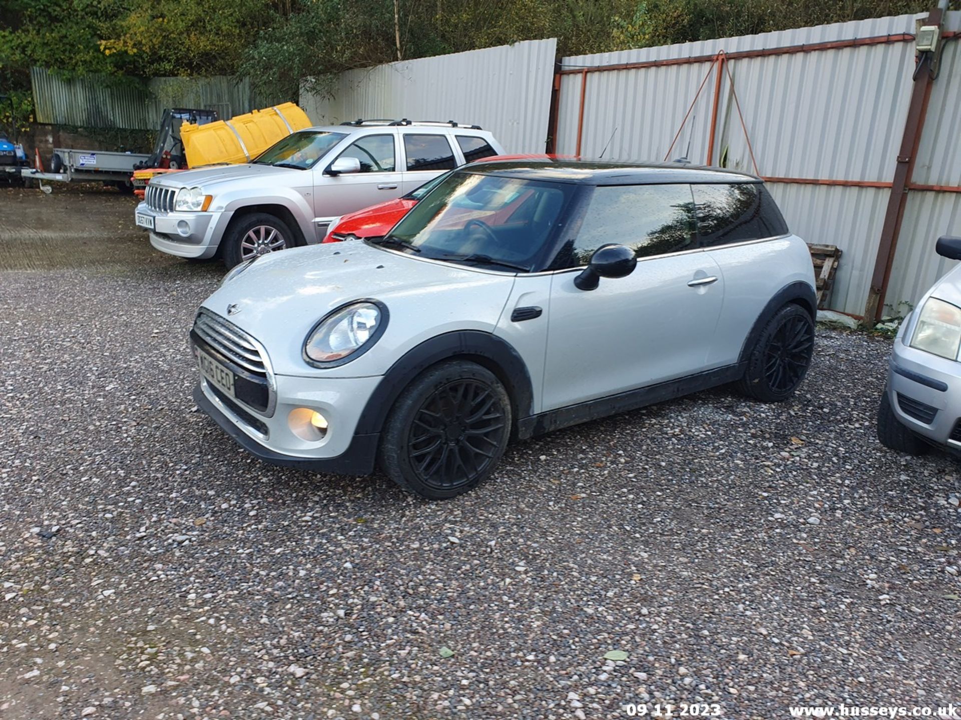 16/16 MINI COOPER - 1499cc 3dr Hatchback (Silver, 57k) - Image 22 of 54