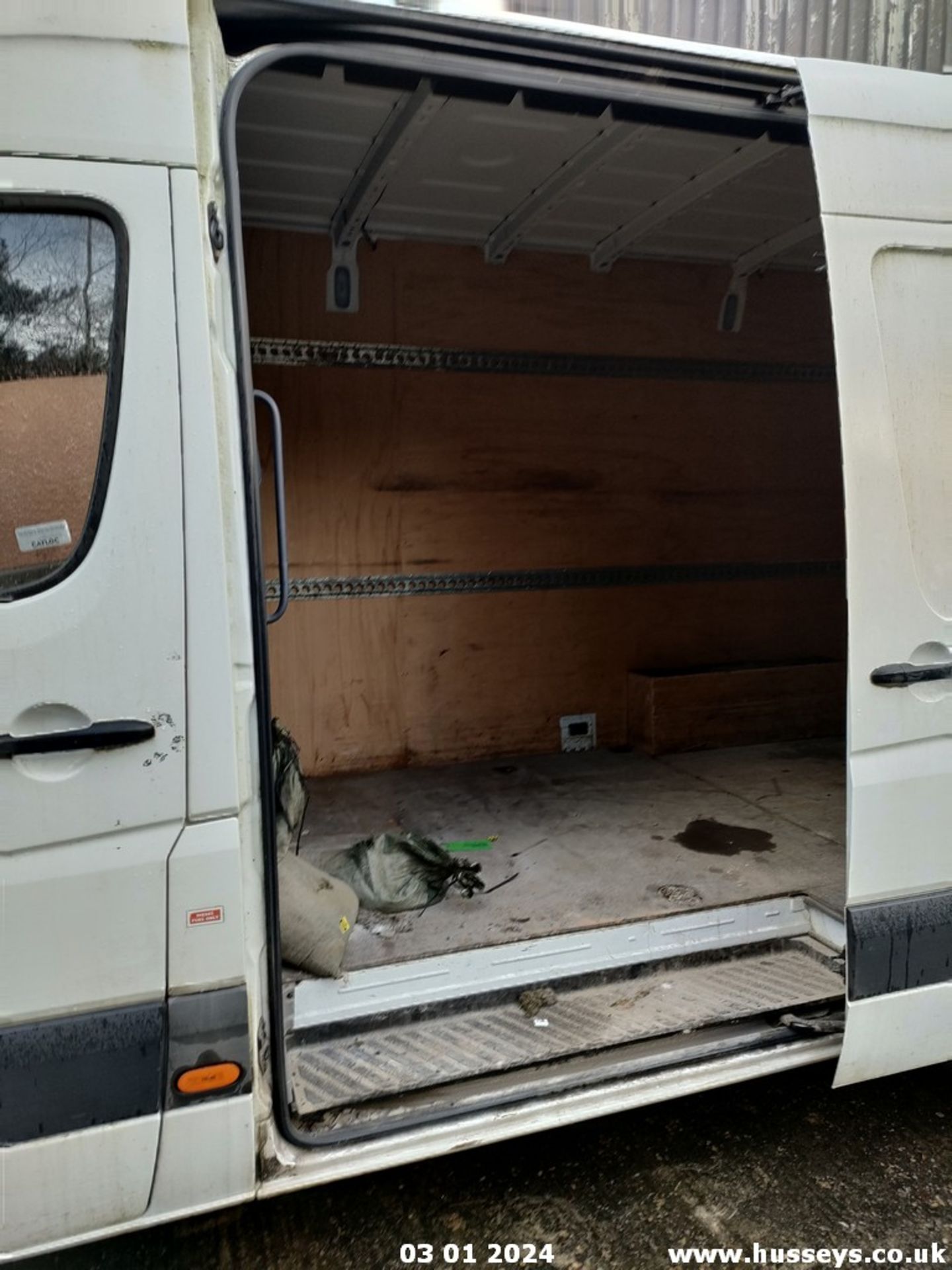 15/15 MERCEDES-BENZ SPRINTER 313 CDI - 2143cc Van (White) - Image 39 of 42