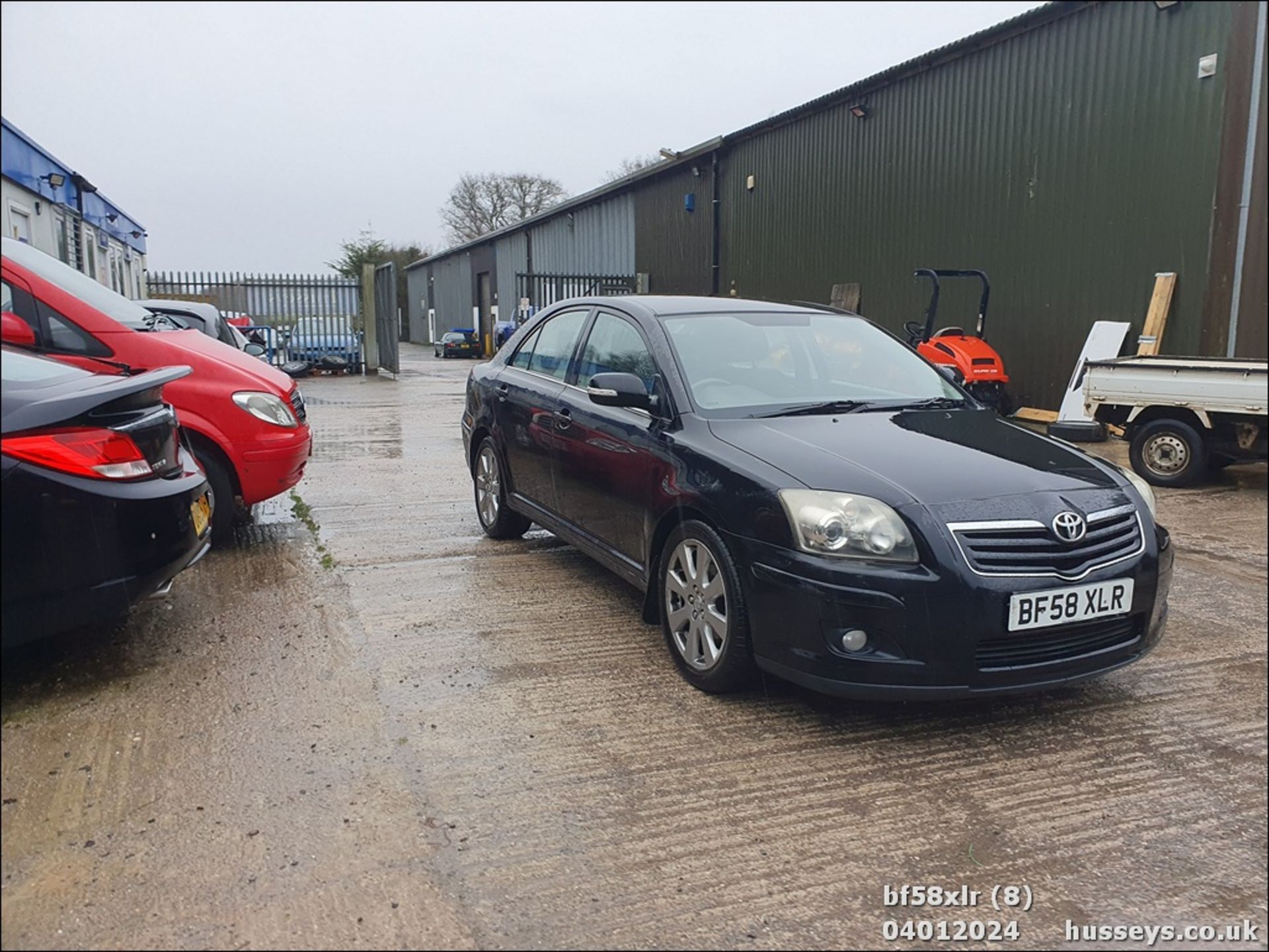 08/58 TOYOTA AVENSIS TR D-4D - 1998cc 5dr Hatchback (Black, 126k) - Image 9 of 38