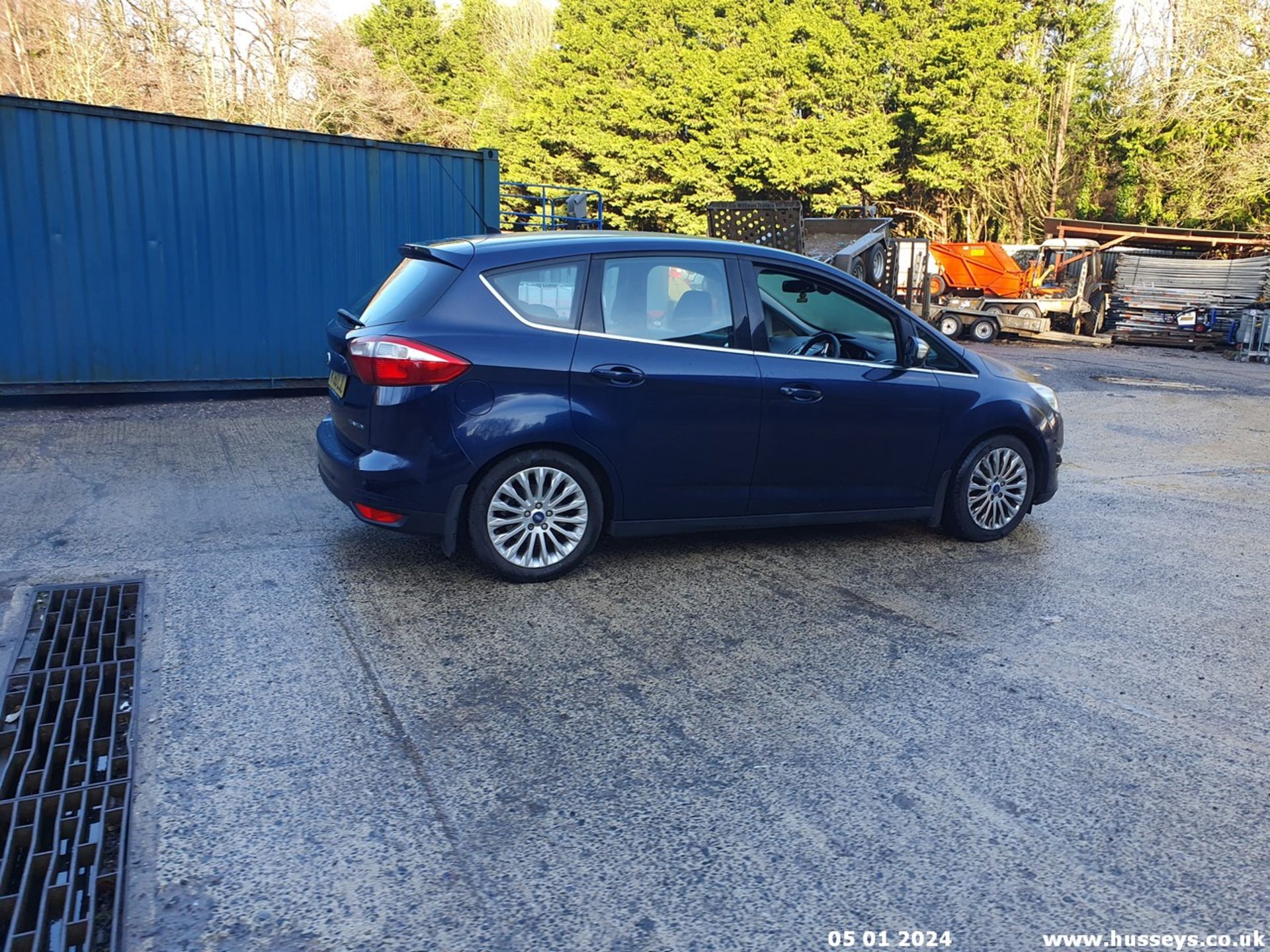 11/60 FORD C-MAX TITANIUM TDCI - 1560cc 5dr Hatchback (Blue, 72k) - Image 18 of 58