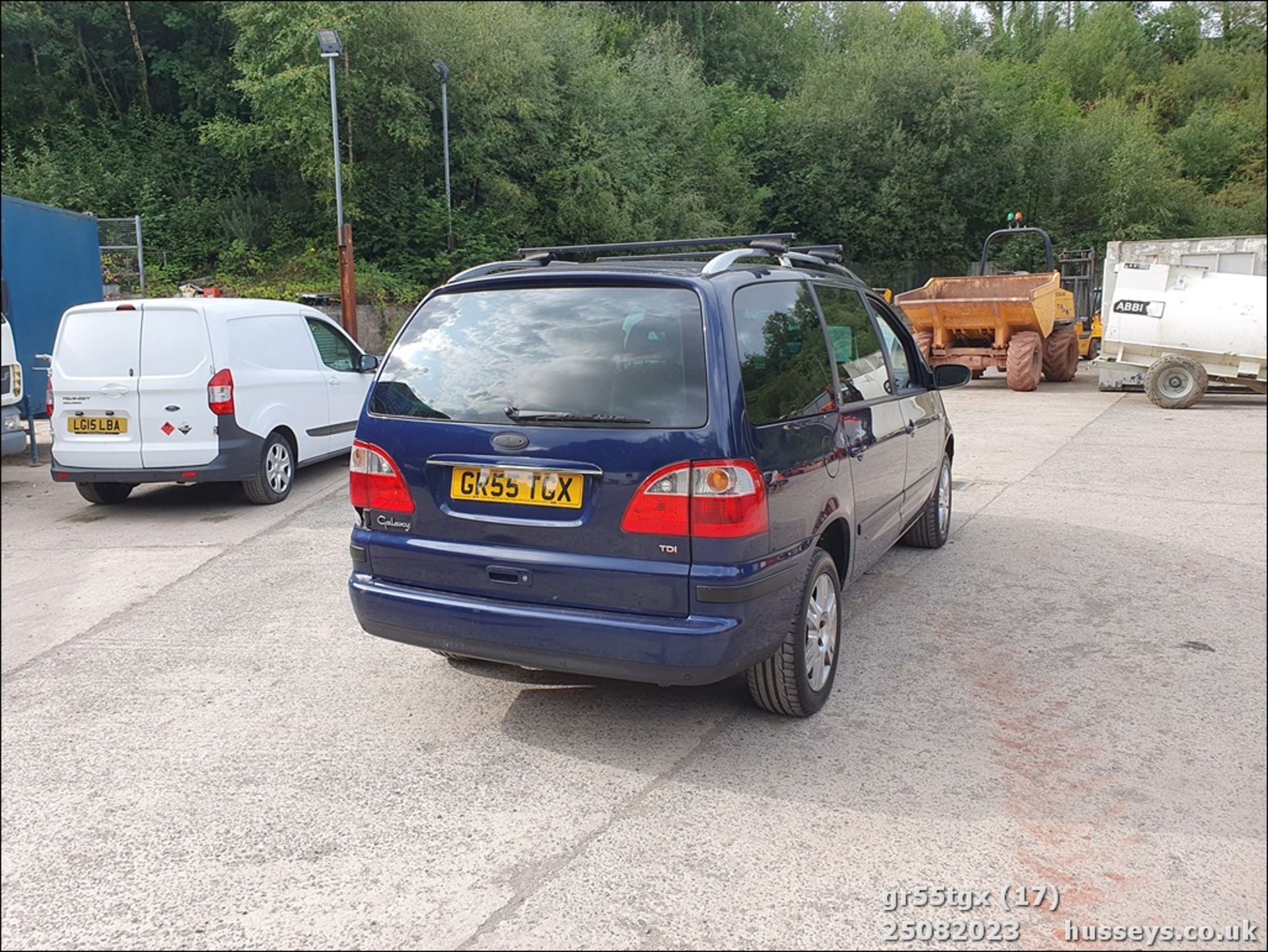 06/55 FORD GALAXY GHIA TDI - 1896cc 5dr MPV (Blue, 135k) - Image 19 of 62