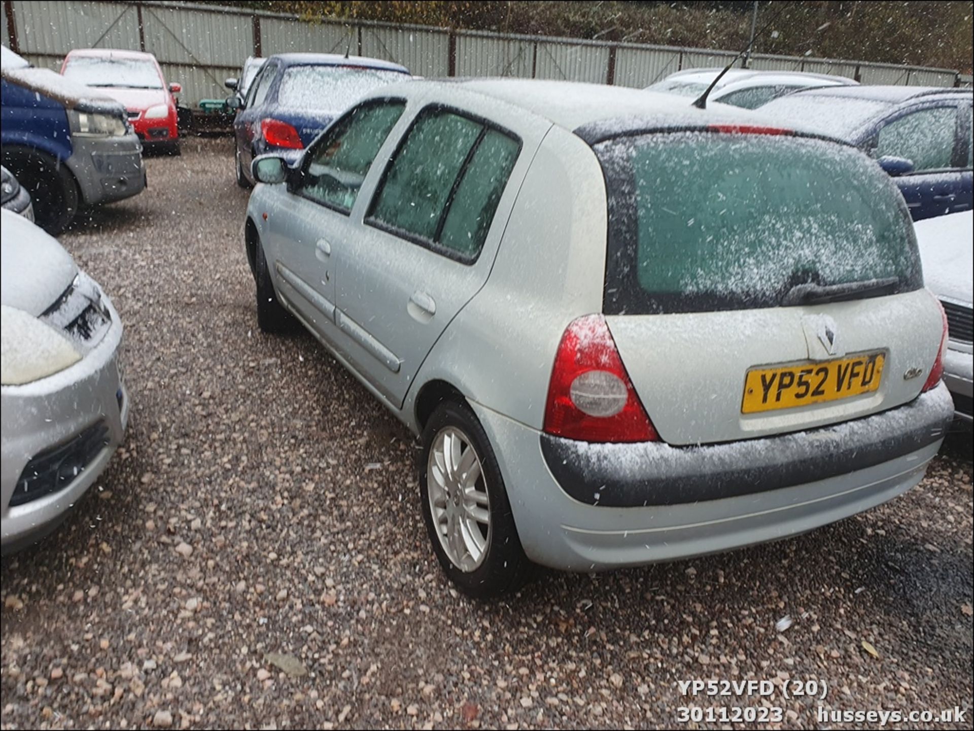 02/52 RENAULT CLIO INITIALE DCI - 1461cc 5dr Hatchback (Silver, 154k) - Image 21 of 48