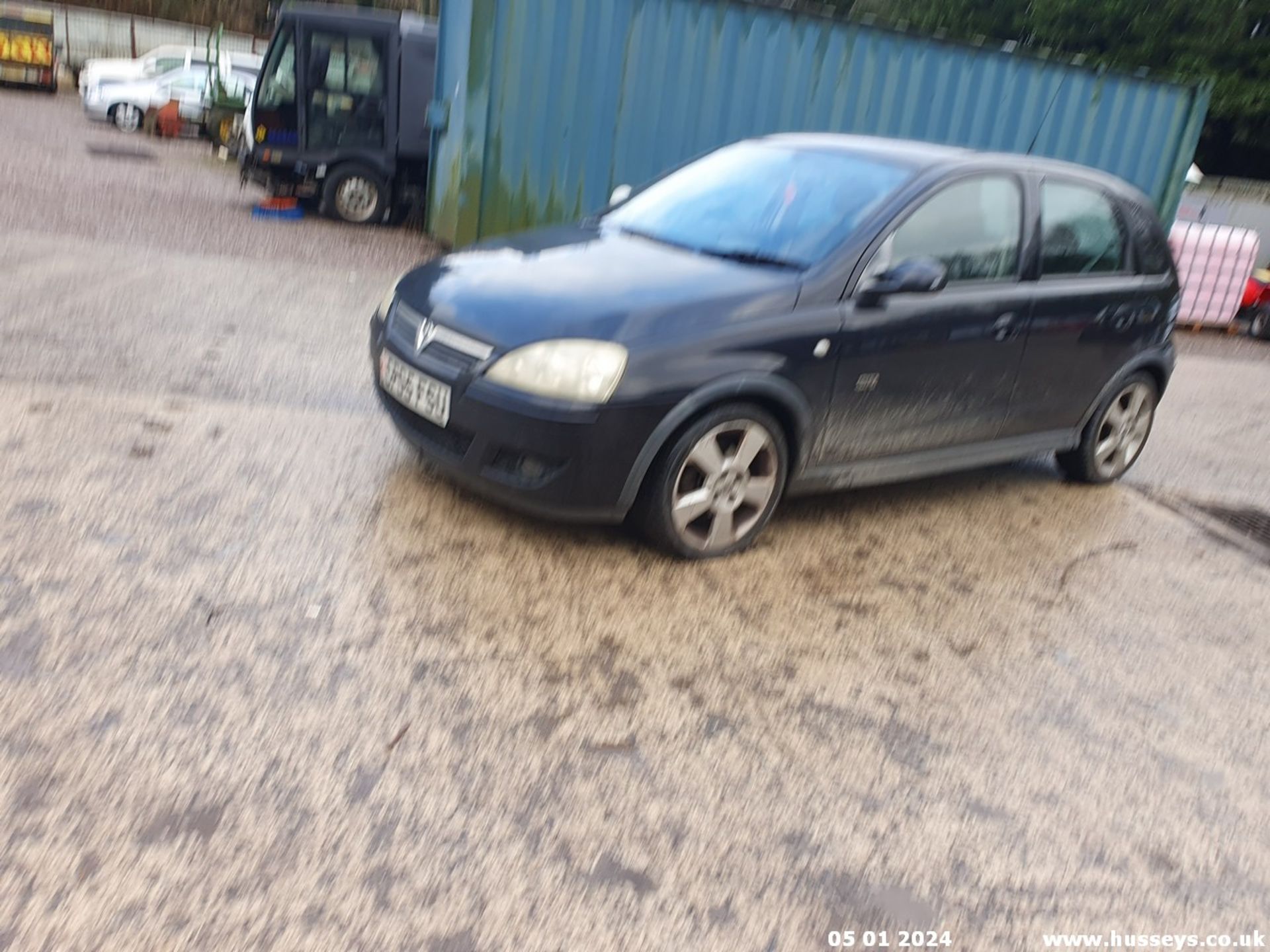 05/05 VAUXHALL CORSA SRI 16V - 1364cc 5dr Hatchback (Black, 164k) - Image 2 of 52