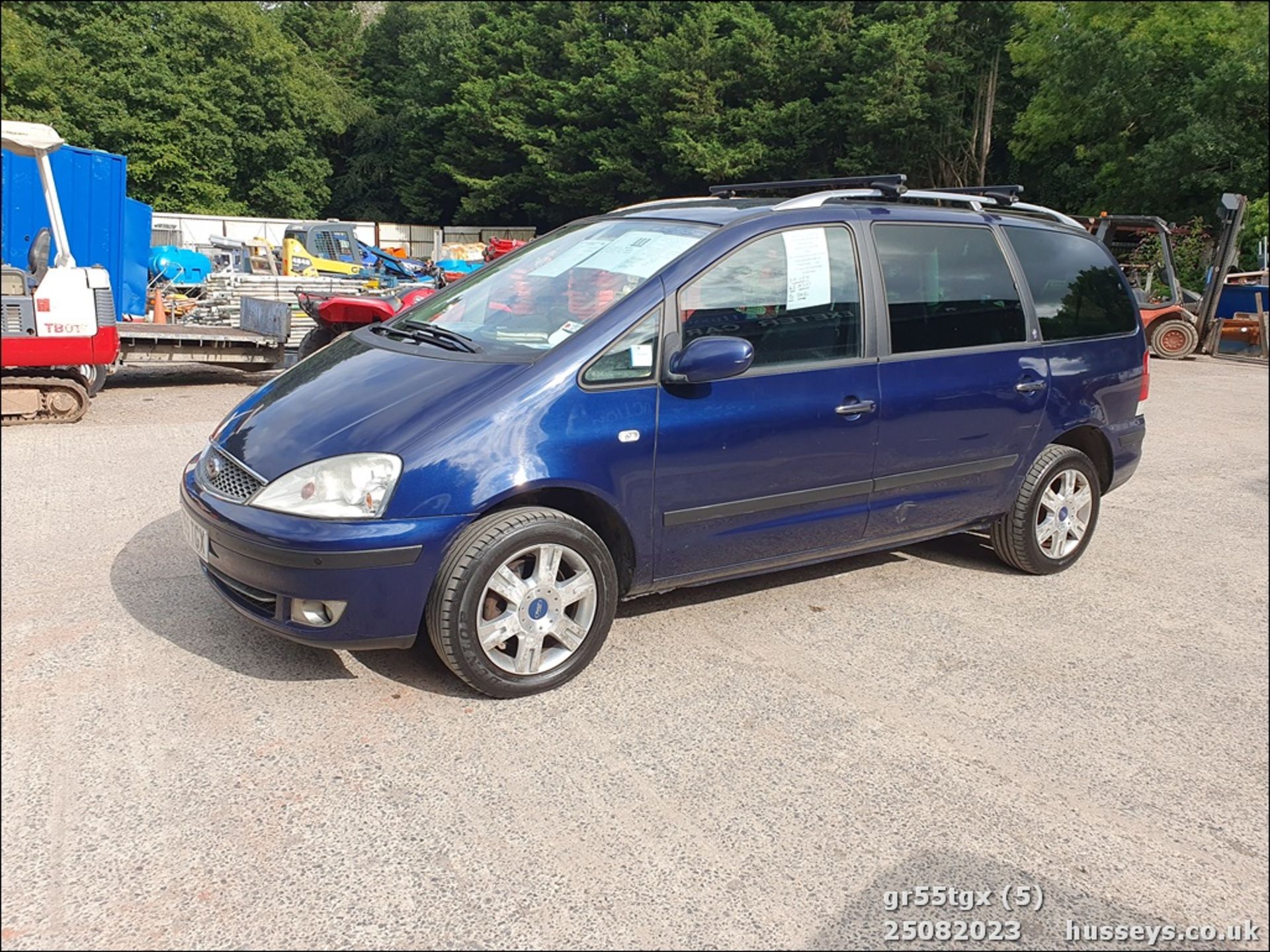 06/55 FORD GALAXY GHIA TDI - 1896cc 5dr MPV (Blue, 135k) - Image 7 of 62