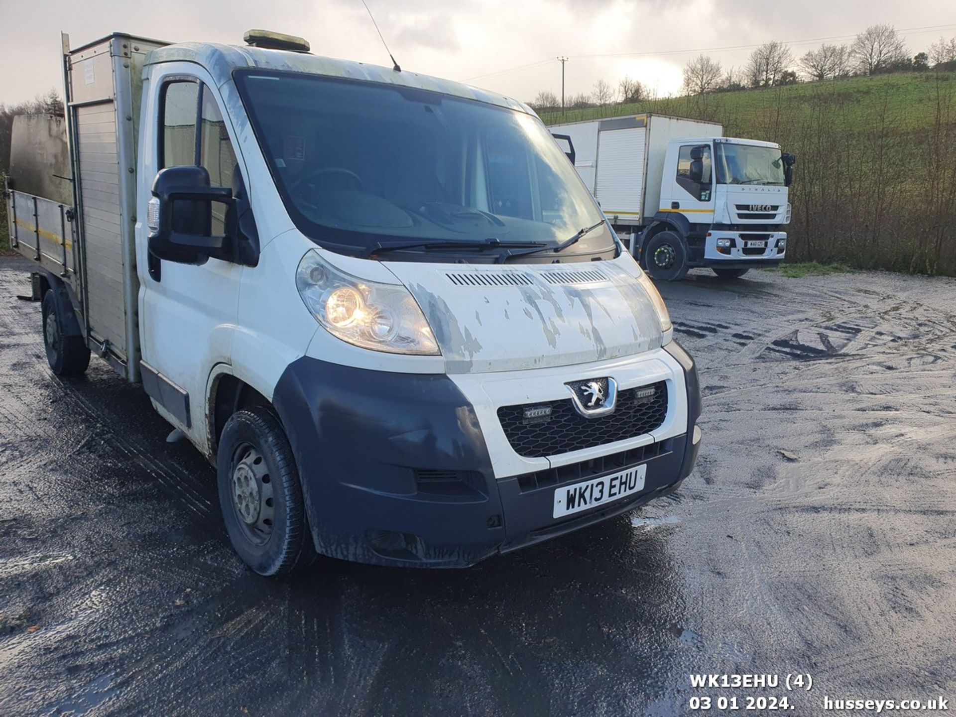 13/13 PEUGEOT BOXER 335 L2S HDI - 2198cc 2dr Tipper (White, 145k) - Image 5 of 46