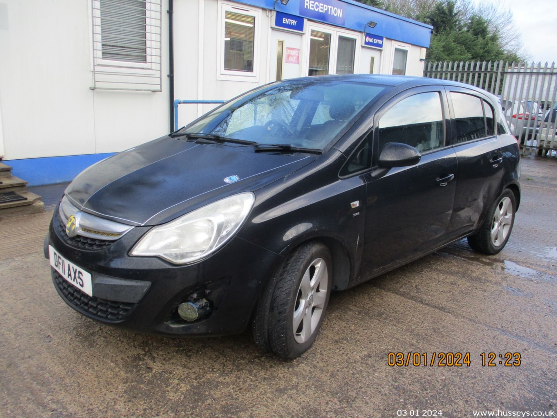 11/11 VAUXHALL CORSA SXI - 1229cc 5dr Hatchback (Black, 11k)