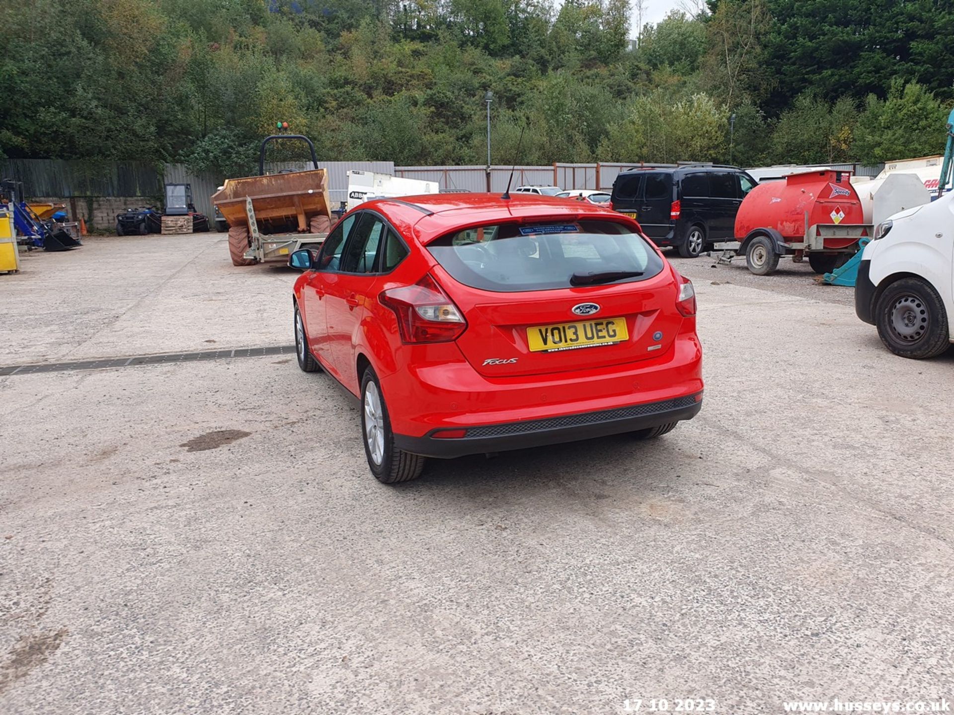 13/13 FORD FOCUS EDGE TDCI 115 - 1560cc 5dr Hatchback (Red, 186k) - Image 27 of 70