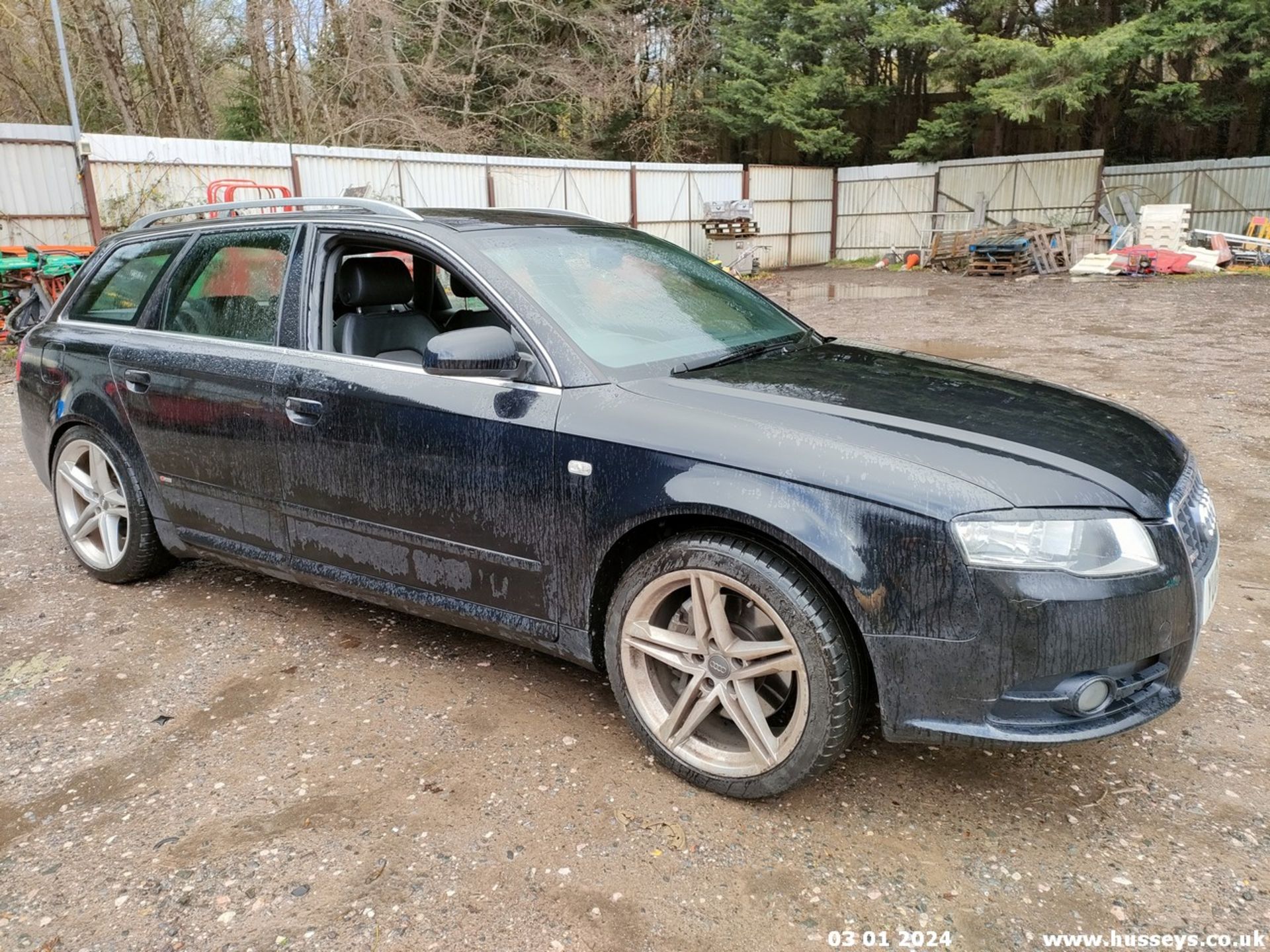 05/05 AUDI A4 S LINE T FSI QUATTRO - 1984cc 5dr Estate (Black, 116k) - Image 2 of 38