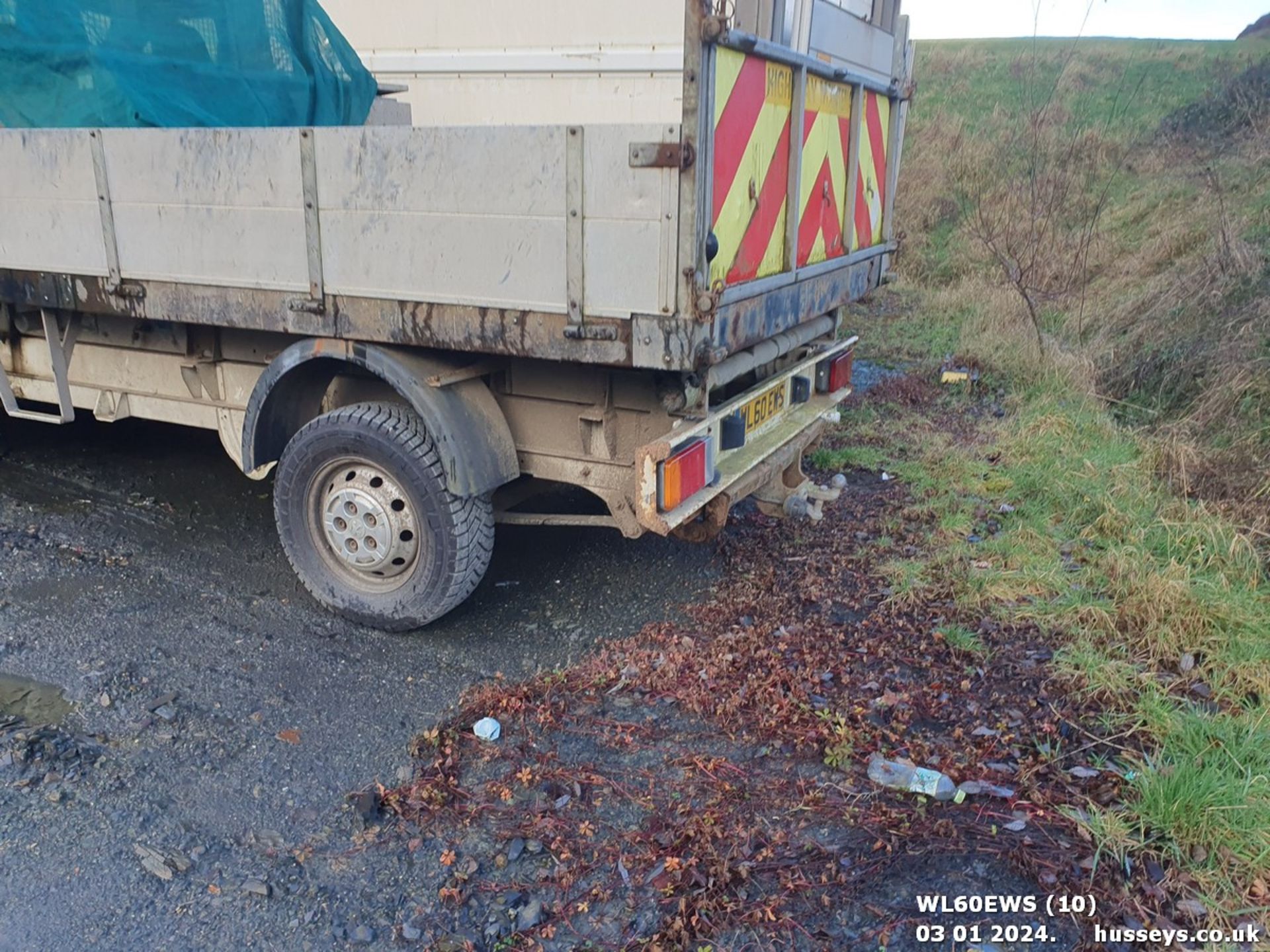 10/60 PEUGEOT BOXER 335 L2 HDI - 2198cc 2dr Tipper (White, 151k) - Image 11 of 23