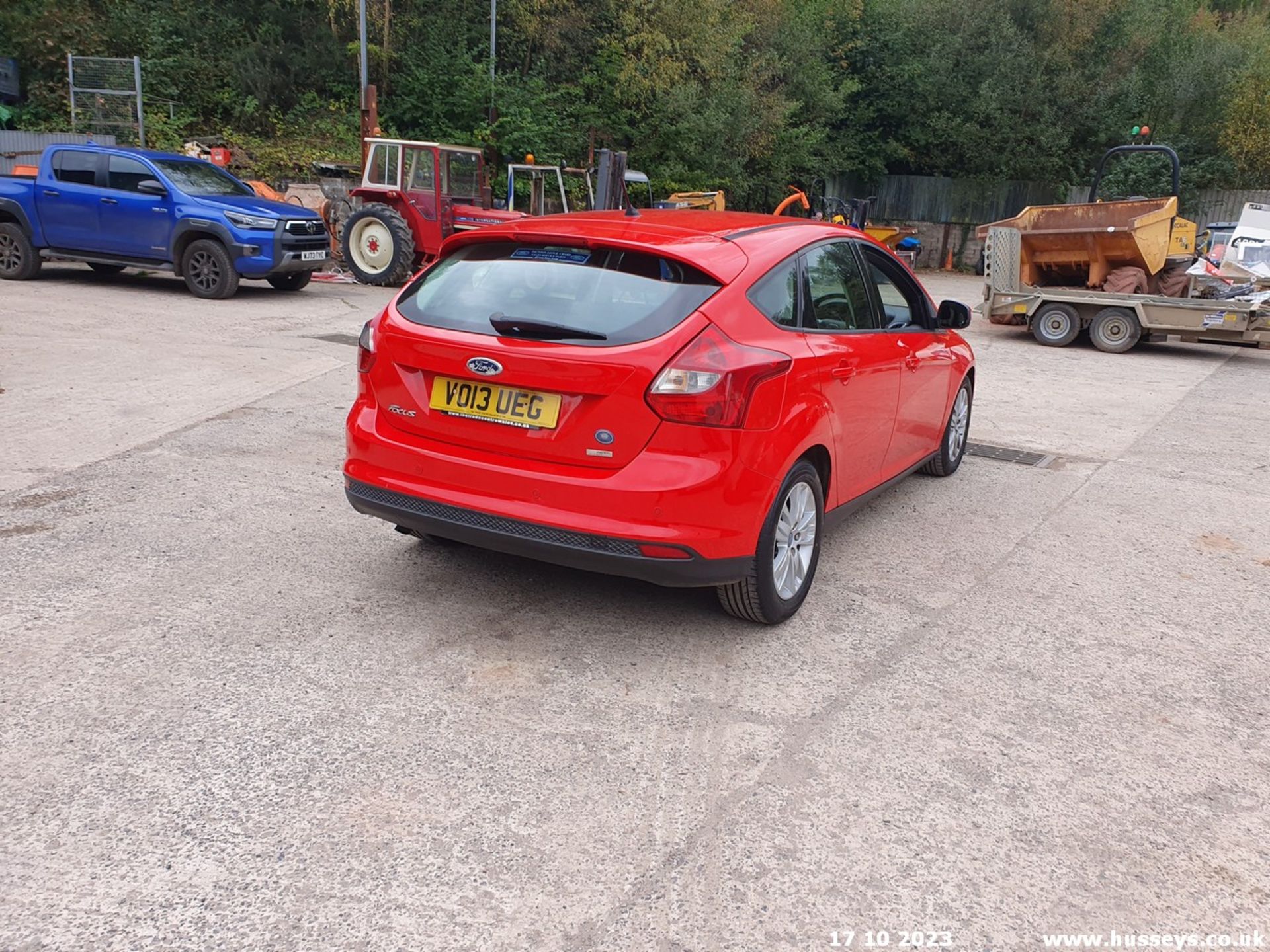 13/13 FORD FOCUS EDGE TDCI 115 - 1560cc 5dr Hatchback (Red, 186k) - Image 22 of 70