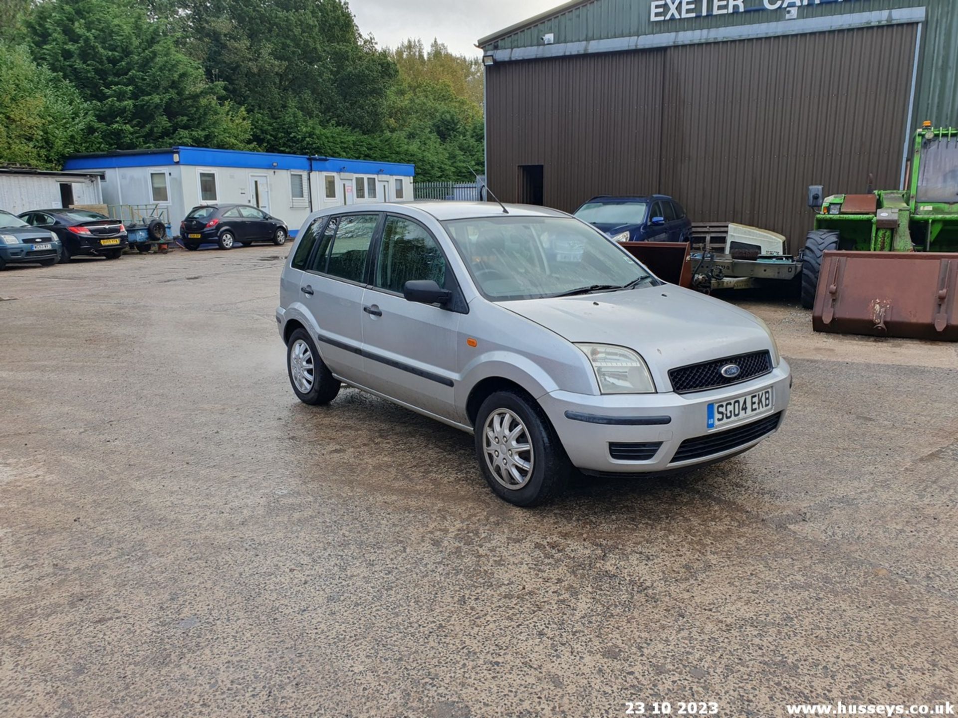 04/04 FORD FUSION 2 16V - 1388cc 5dr Hatchback (Silver, 106k) - Image 4 of 54