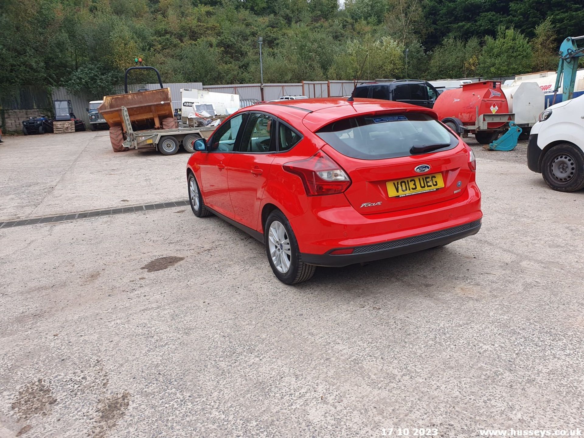 13/13 FORD FOCUS EDGE TDCI 115 - 1560cc 5dr Hatchback (Red, 186k) - Image 28 of 70