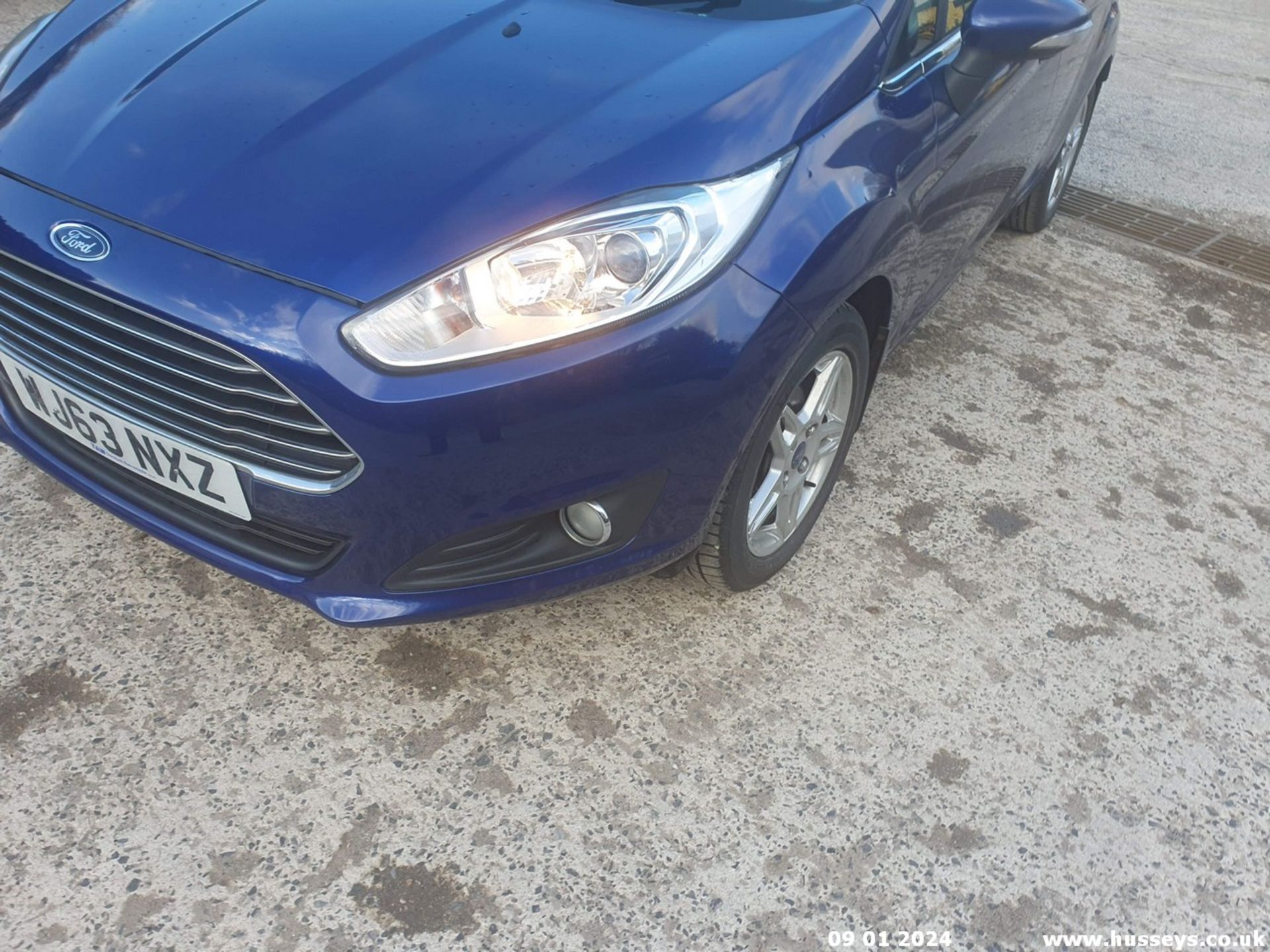 13/63 FORD FIESTA ZETEC - 998cc 5dr Hatchback (Blue, 52k) - Image 3 of 42