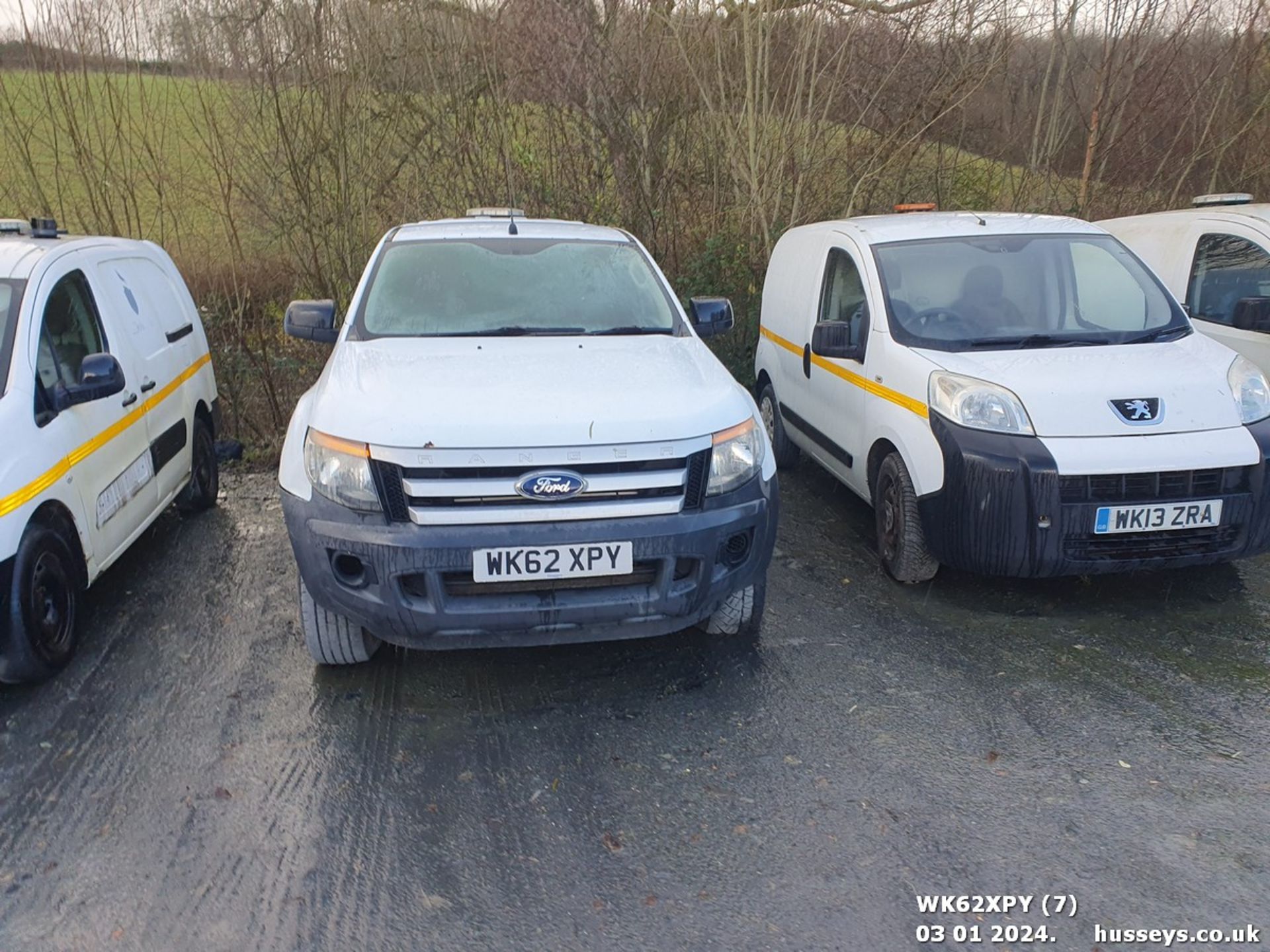 13/62 FORD RANGER XL 4X4 TDCI - 2198cc 4dr 4x4 (White, 140k) - Image 8 of 35