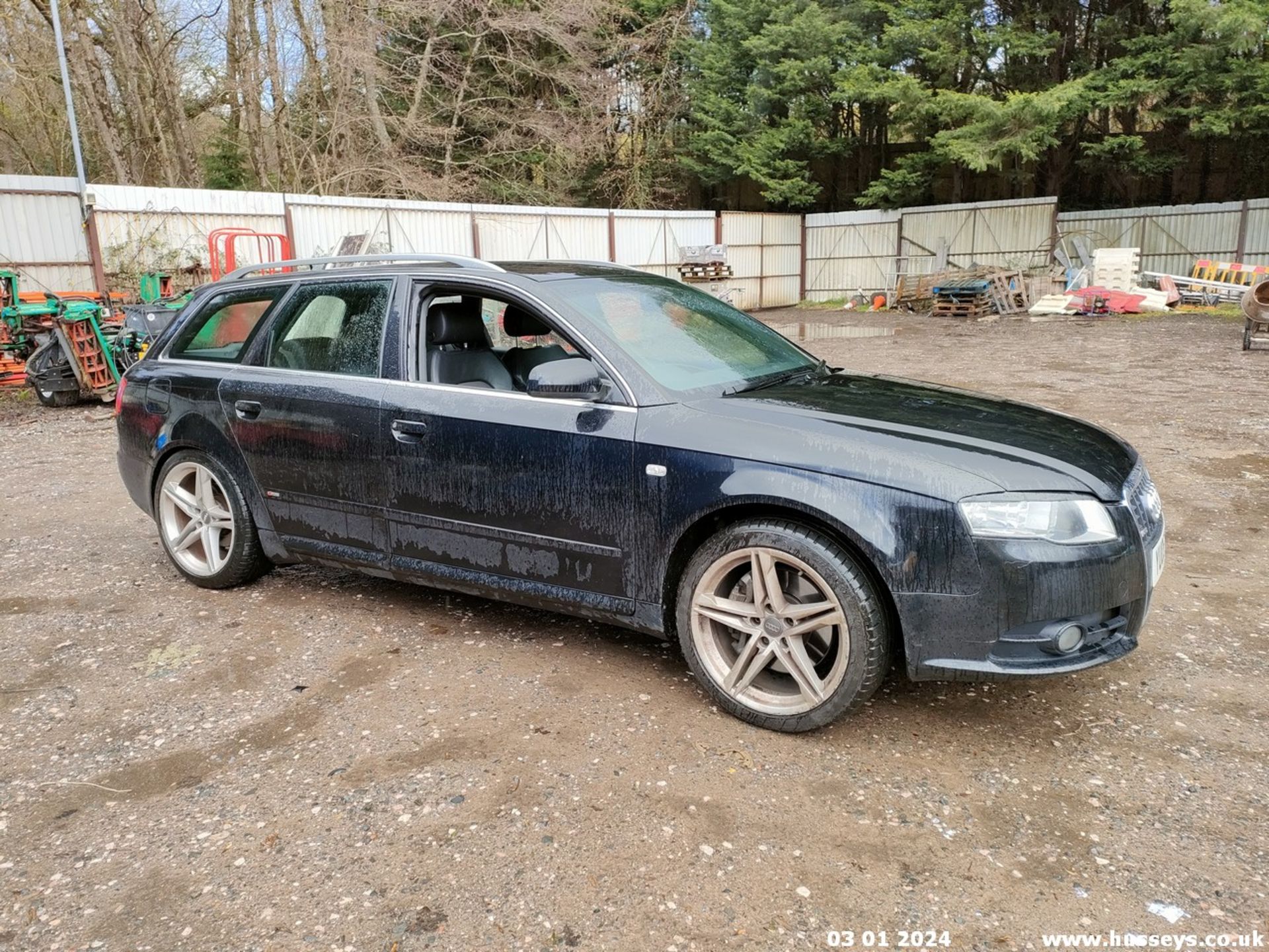 05/05 AUDI A4 S LINE T FSI QUATTRO - 1984cc 5dr Estate (Black, 116k) - Image 26 of 38