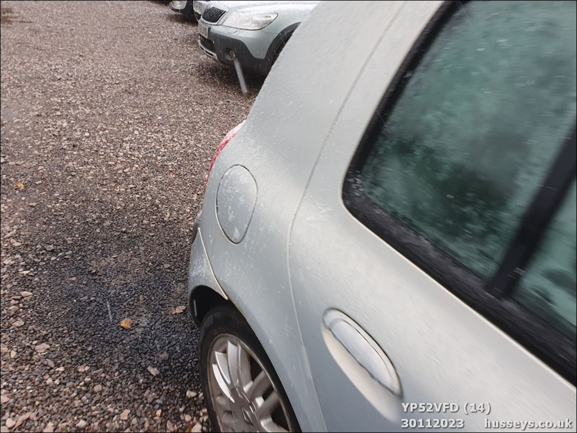 02/52 RENAULT CLIO INITIALE DCI - 1461cc 5dr Hatchback (Silver, 154k) - Image 15 of 48