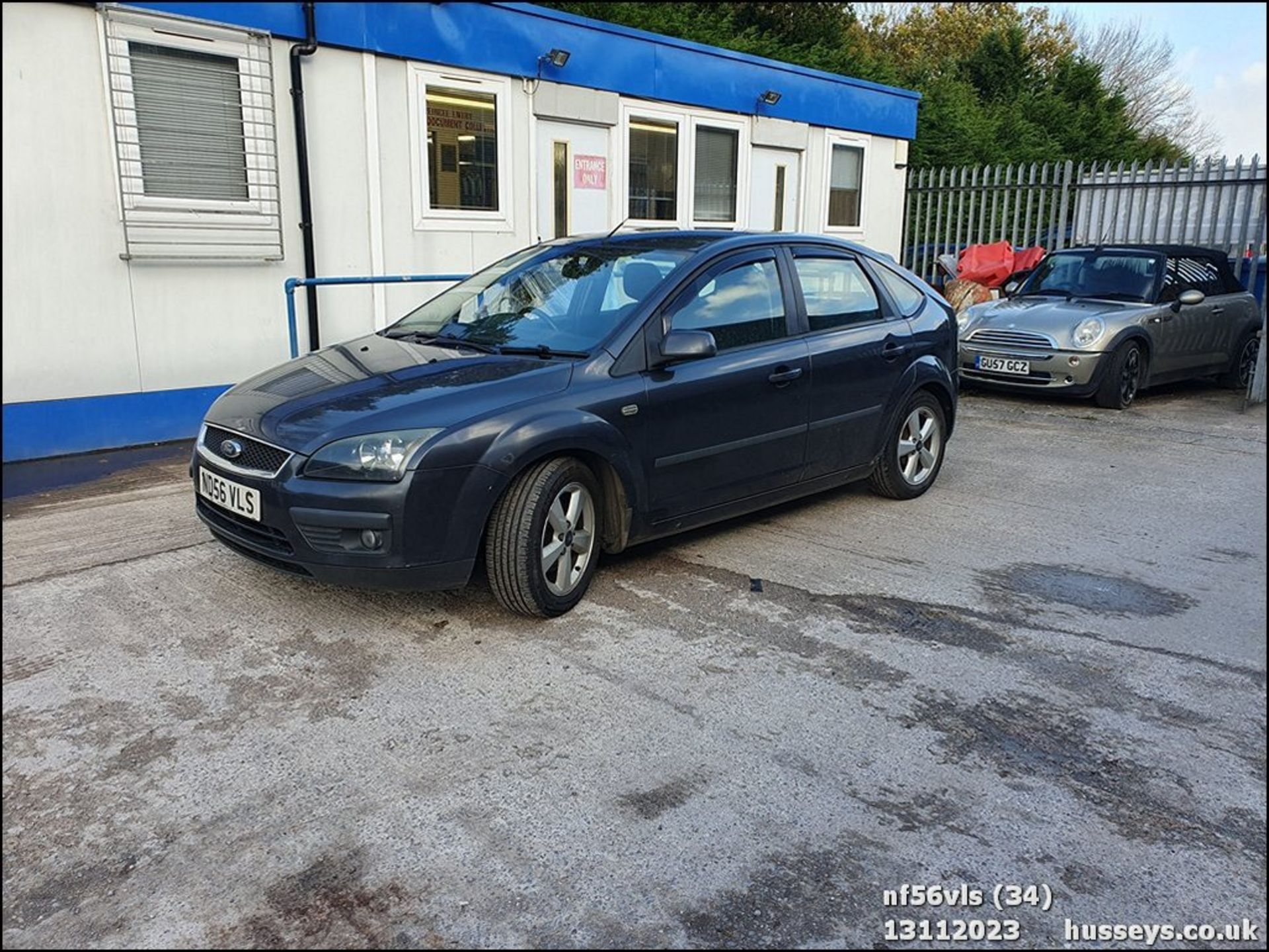 06/56 FORD FOCUS ZETEC CLIMATE - 1596cc 5dr Hatchback (Grey, 151k) - Bild 35 aus 35