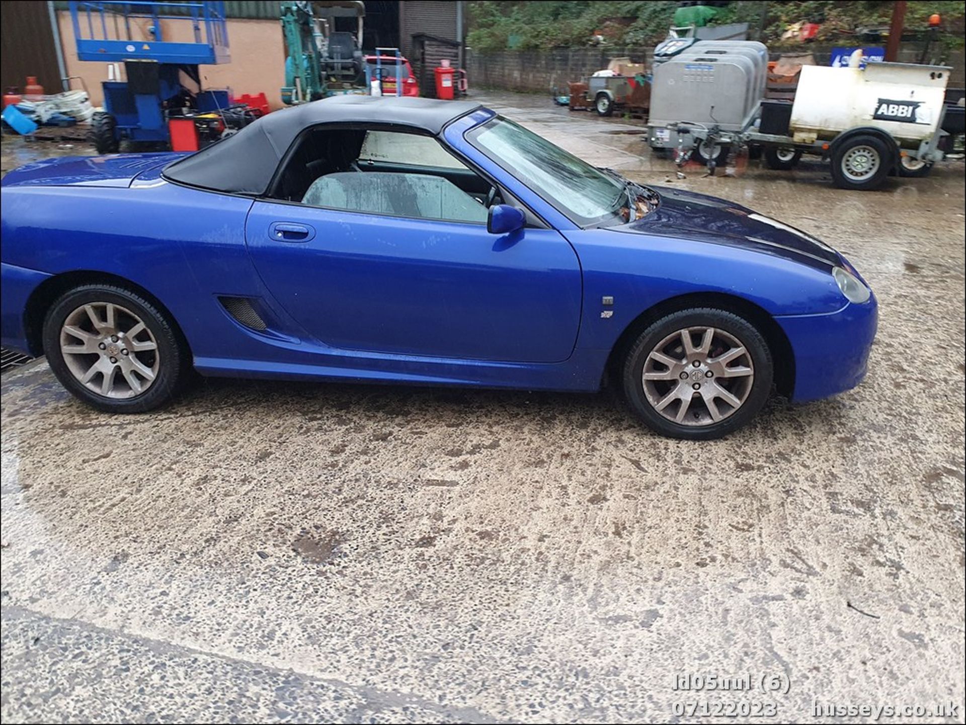 05/05 MG TF 135 - 1796cc 2dr Convertible (Blue) - Image 7 of 45