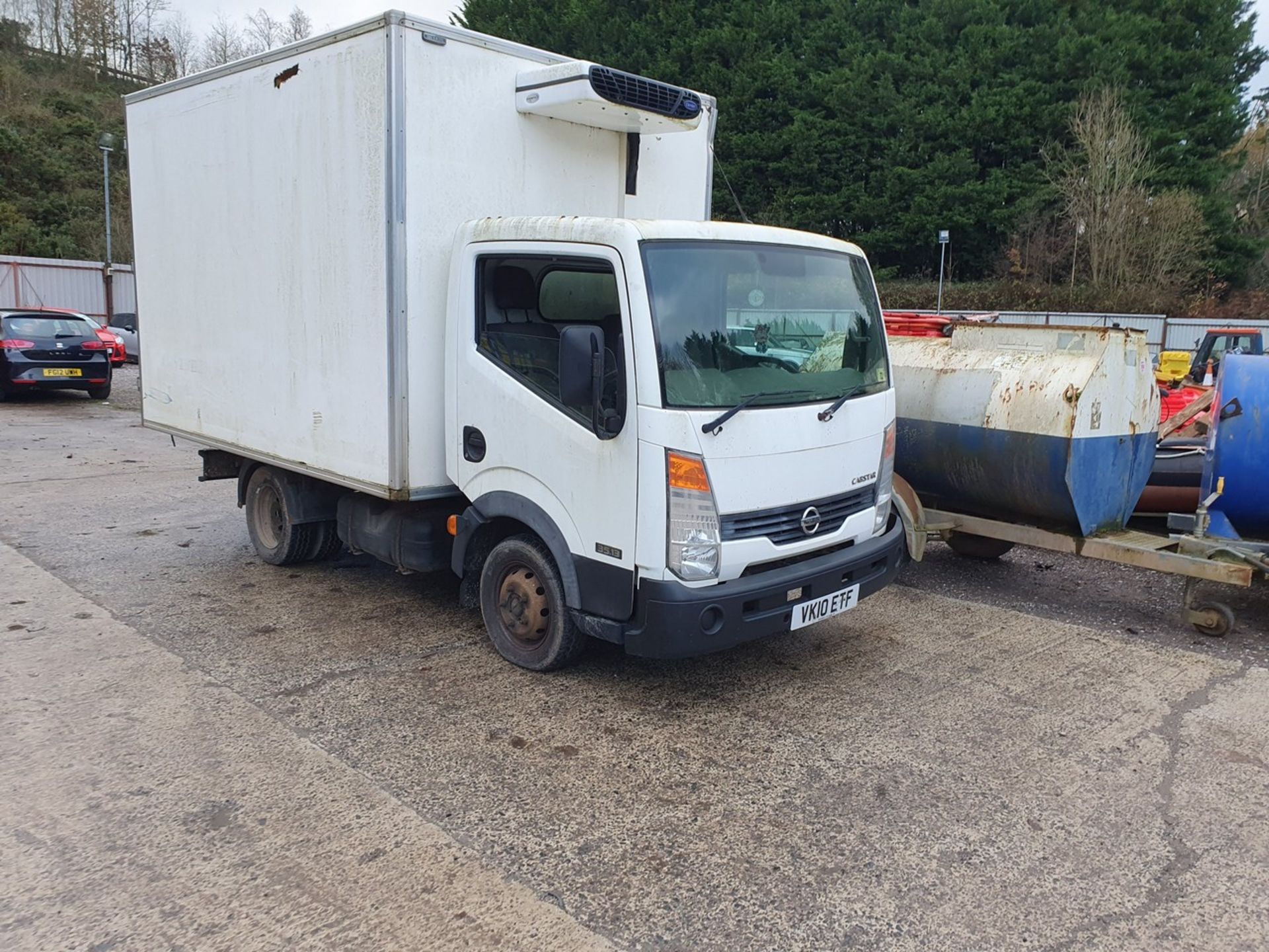 10/10 NISSAN CABSTAR 35.13 S/C SWB - 2488cc 2dr Refrigerated (White) - Image 4 of 36