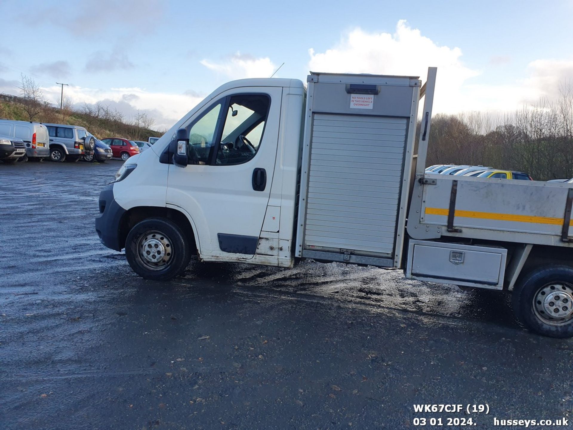 17/67 PEUGEOT BOXER 335 L2S BLUE HDI - 1997cc 2dr Tipper (White, 121k) - Image 20 of 41