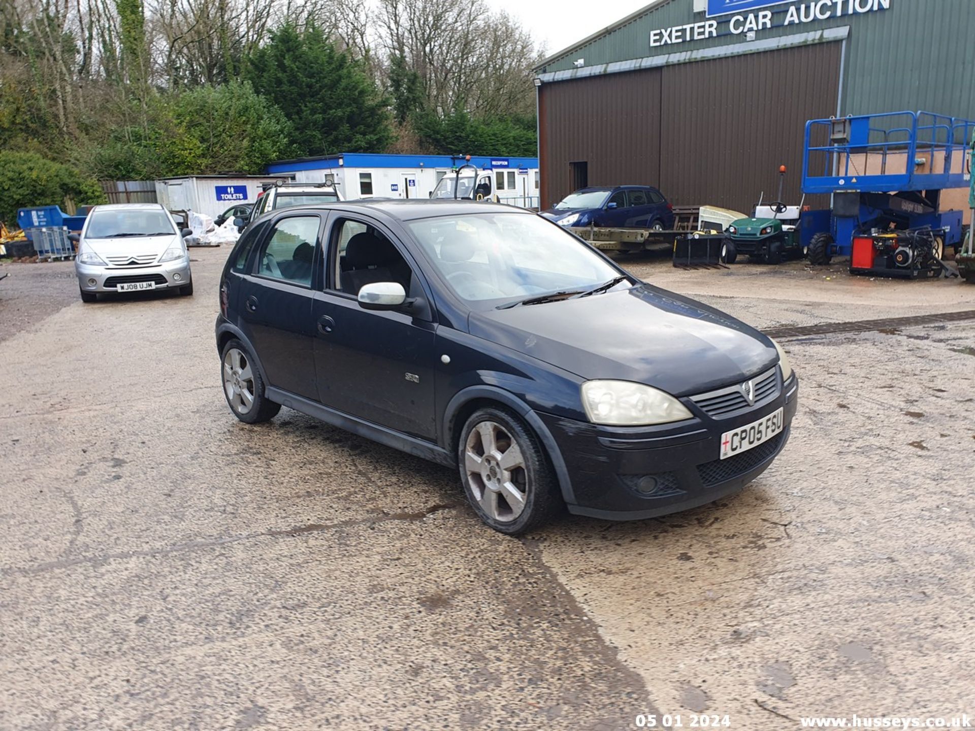 05/05 VAUXHALL CORSA SRI 16V - 1364cc 5dr Hatchback (Black, 164k) - Image 24 of 52