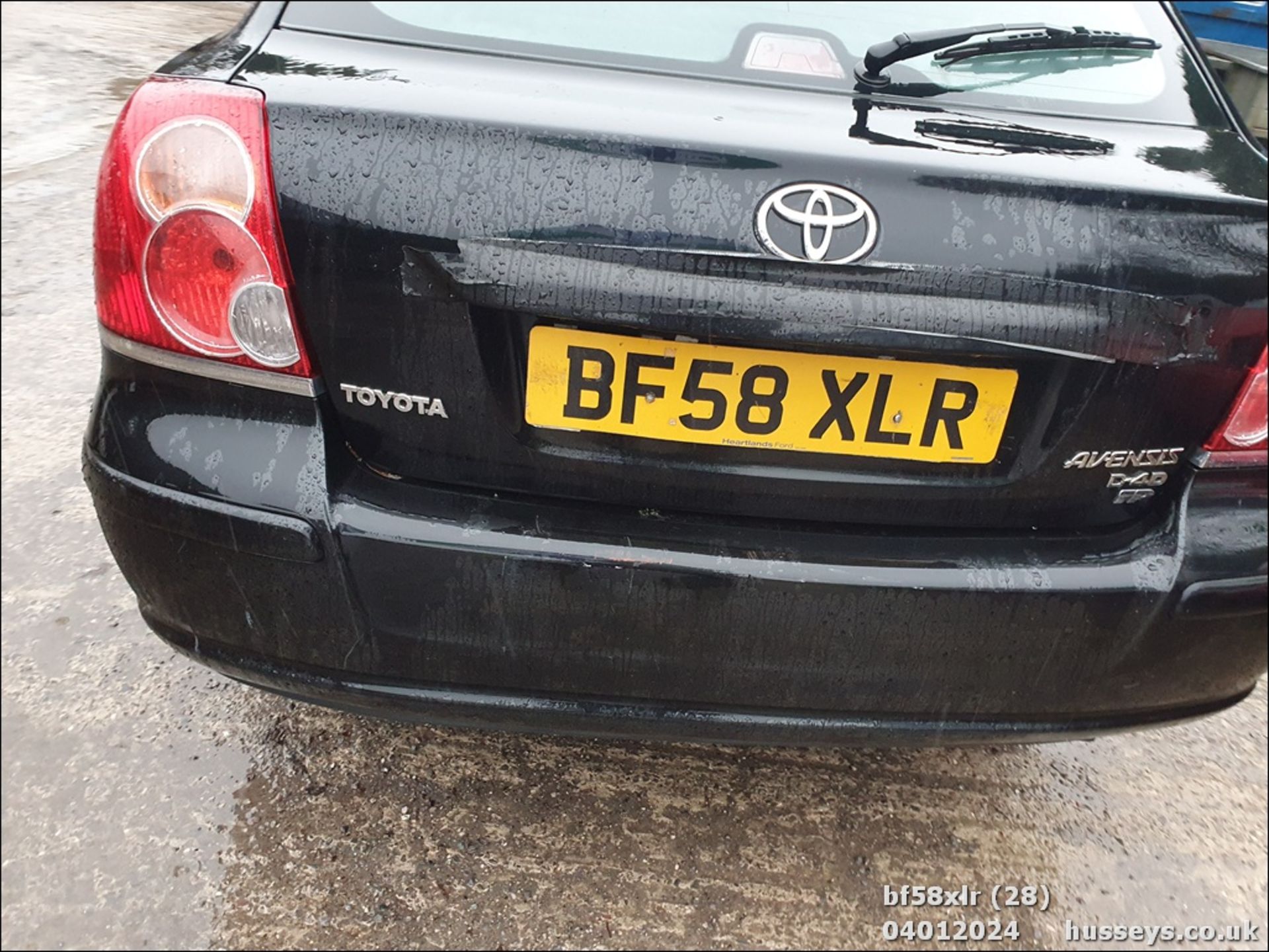 08/58 TOYOTA AVENSIS TR D-4D - 1998cc 5dr Hatchback (Black, 126k) - Image 29 of 38