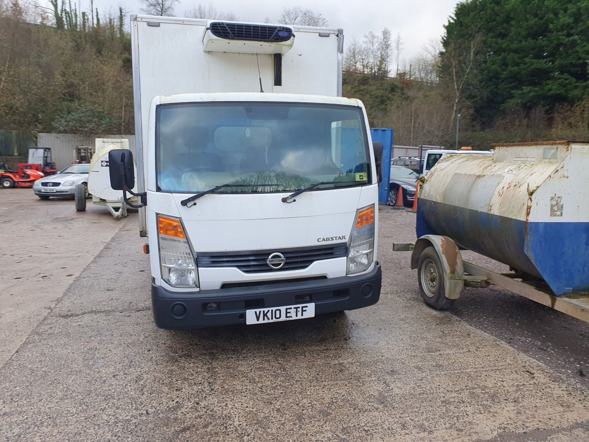 10/10 NISSAN CABSTAR 35.13 S/C SWB - 2488cc 2dr Refrigerated (White) - Image 7 of 36