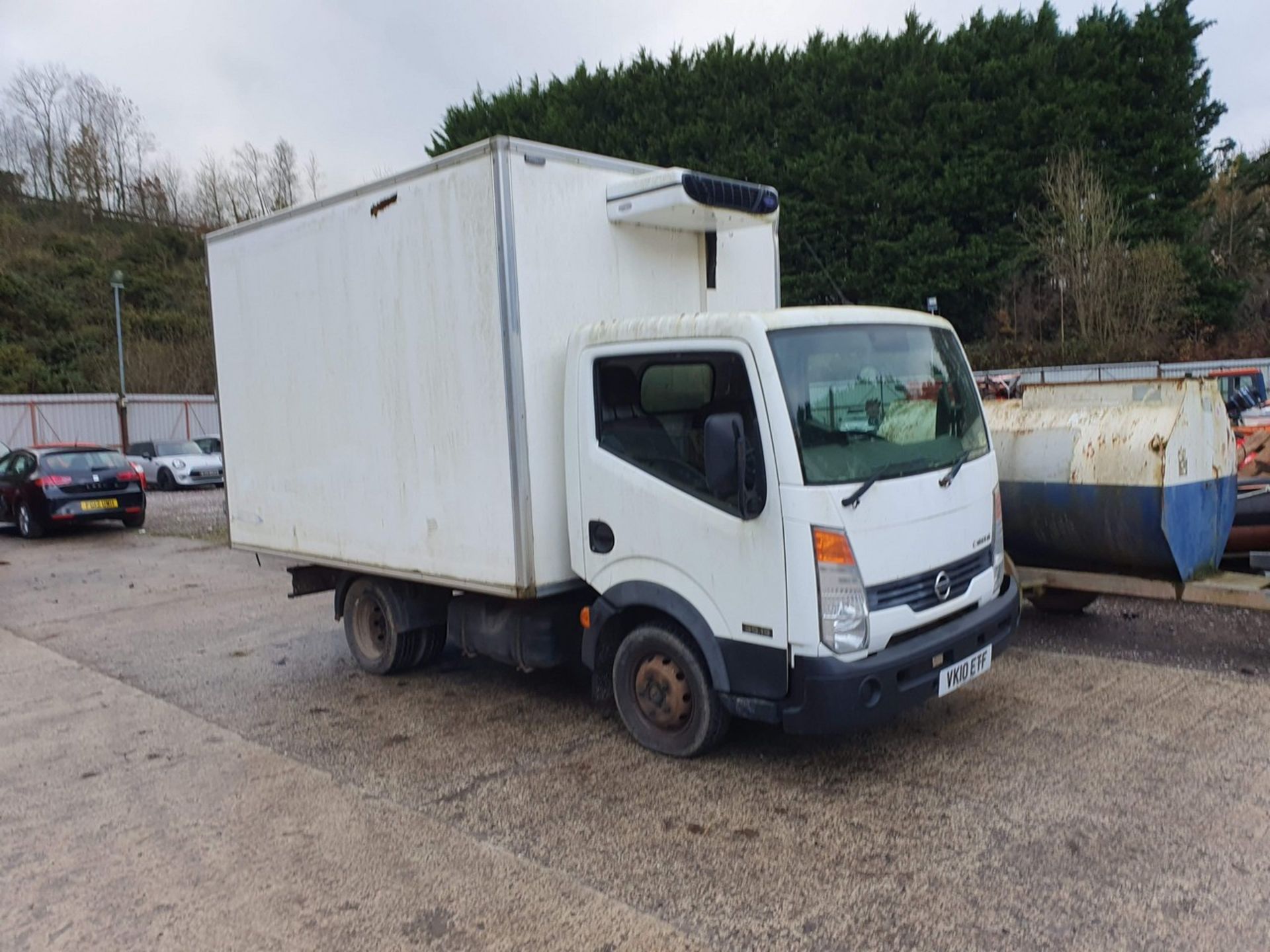 10/10 NISSAN CABSTAR 35.13 S/C SWB - 2488cc 2dr Refrigerated (White) - Image 11 of 36