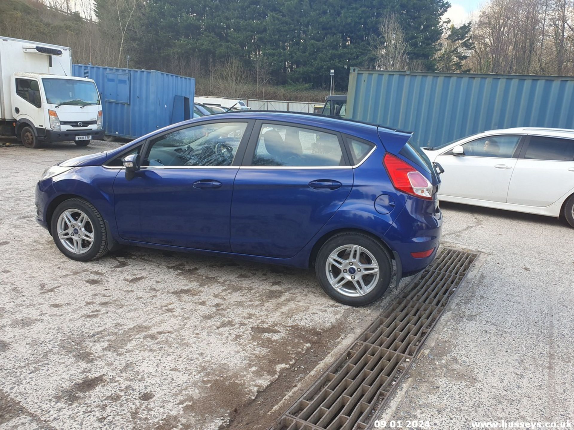 13/63 FORD FIESTA ZETEC - 998cc 5dr Hatchback (Blue, 52k) - Image 33 of 42