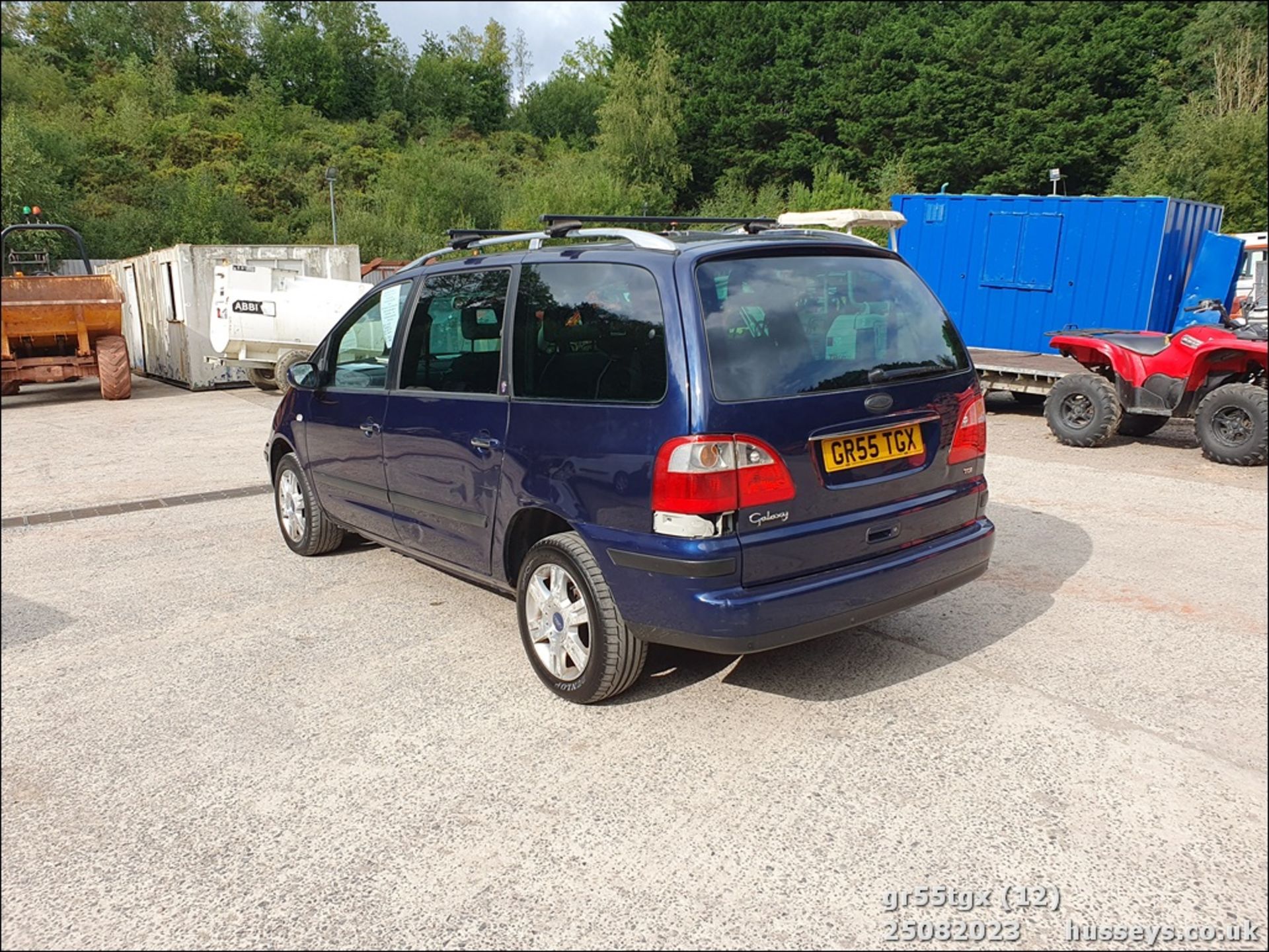 06/55 FORD GALAXY GHIA TDI - 1896cc 5dr MPV (Blue, 135k) - Image 14 of 62