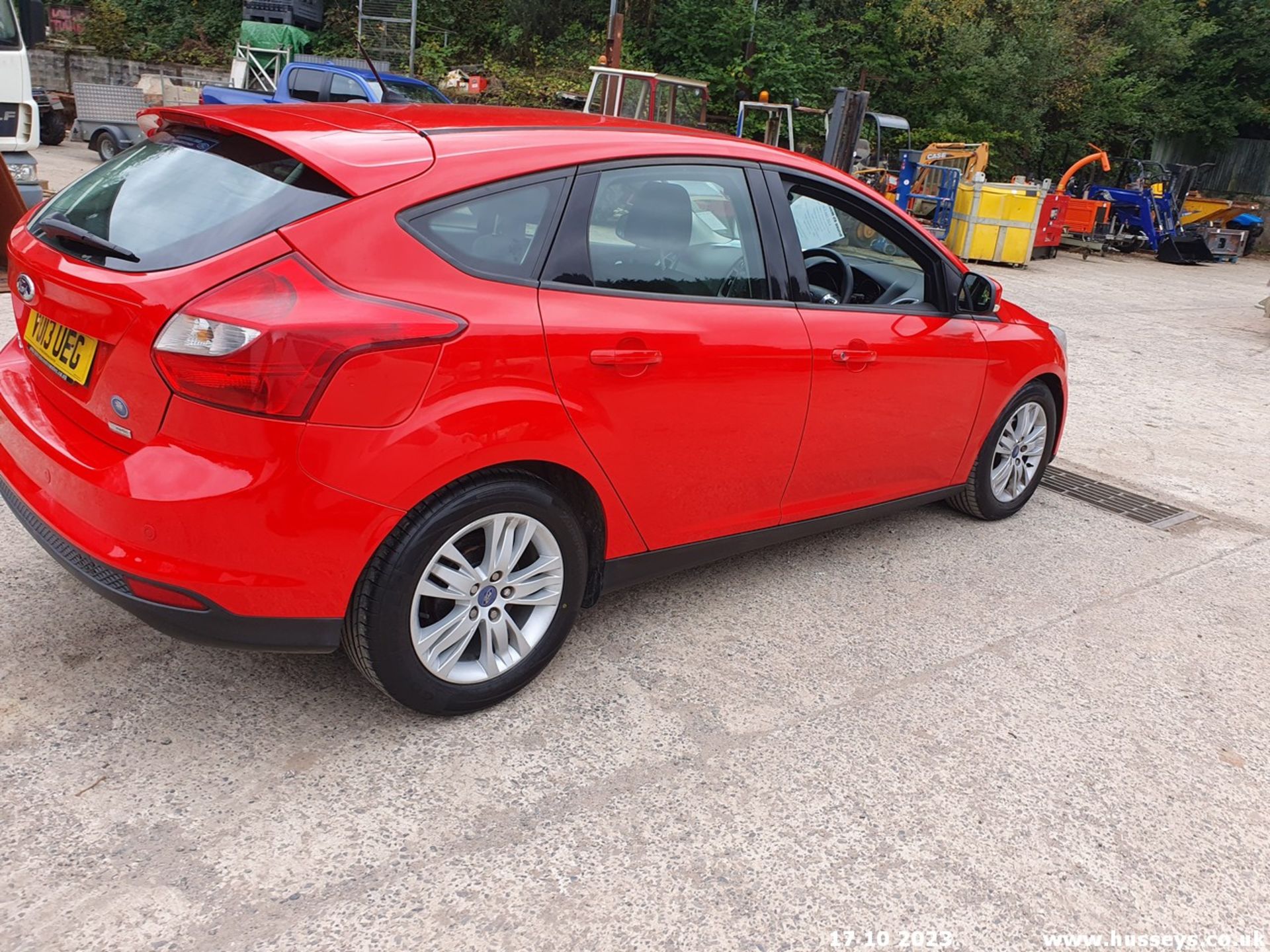 13/13 FORD FOCUS EDGE TDCI 115 - 1560cc 5dr Hatchback (Red, 186k) - Image 20 of 70