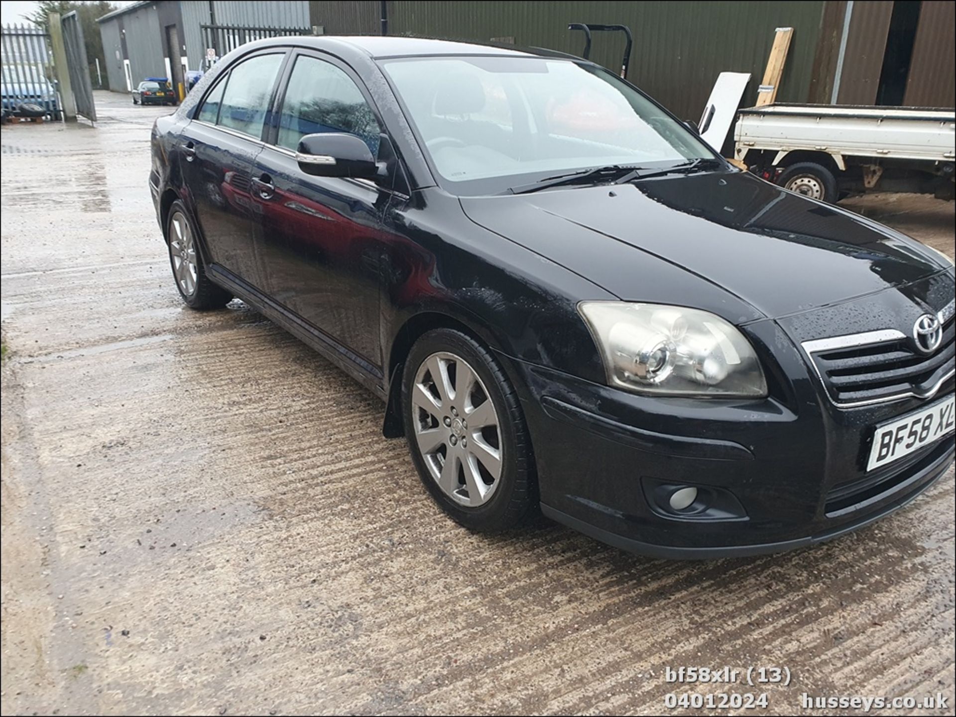 08/58 TOYOTA AVENSIS TR D-4D - 1998cc 5dr Hatchback (Black, 126k) - Image 14 of 38