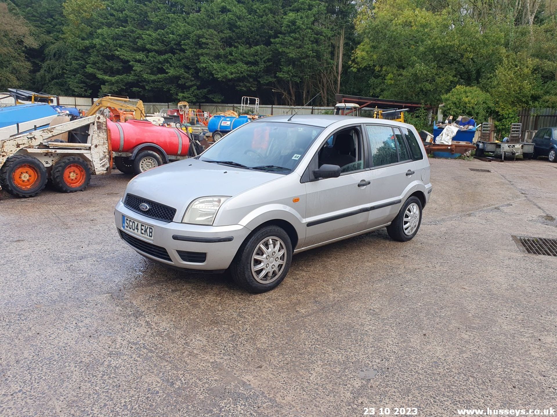 04/04 FORD FUSION 2 16V - 1388cc 5dr Hatchback (Silver, 106k) - Image 35 of 54