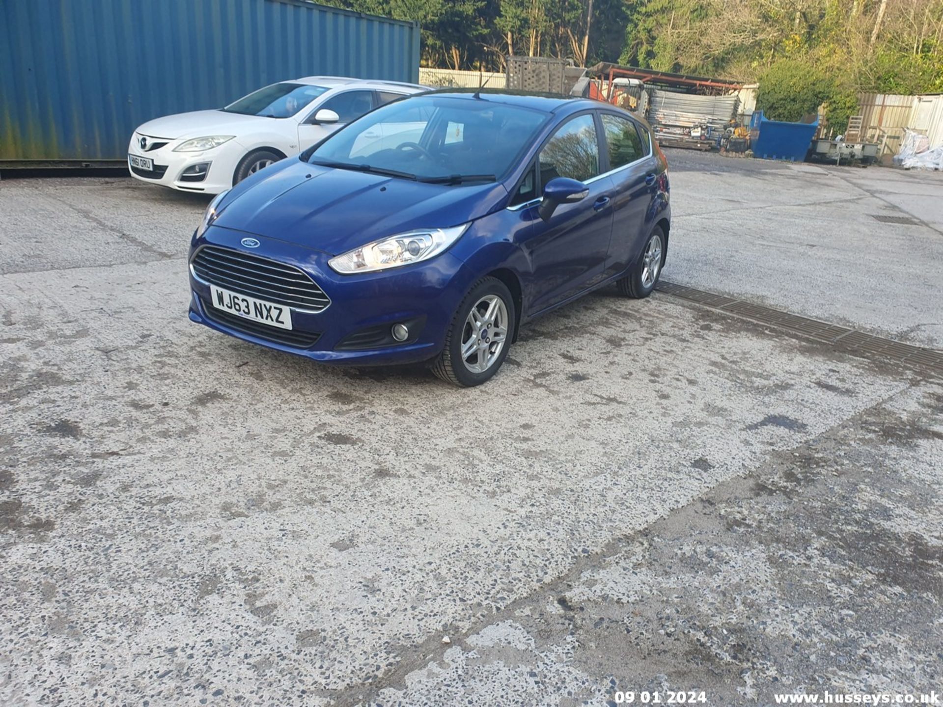 13/63 FORD FIESTA ZETEC - 998cc 5dr Hatchback (Blue, 52k) - Bild 16 aus 42