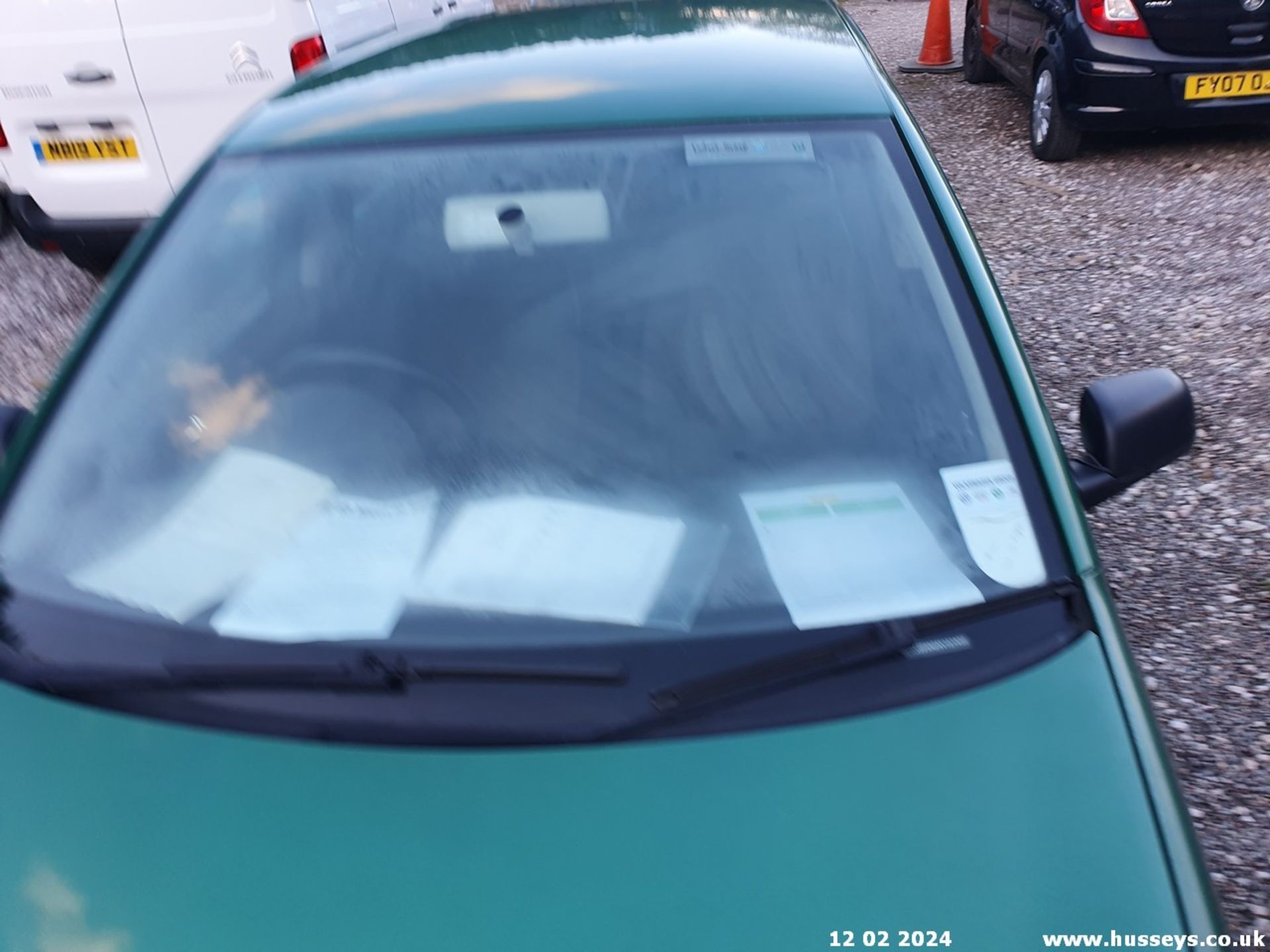 04/04 VOLKSWAGEN POLO E - 1198cc 5dr Hatchback (Green) - Image 26 of 41