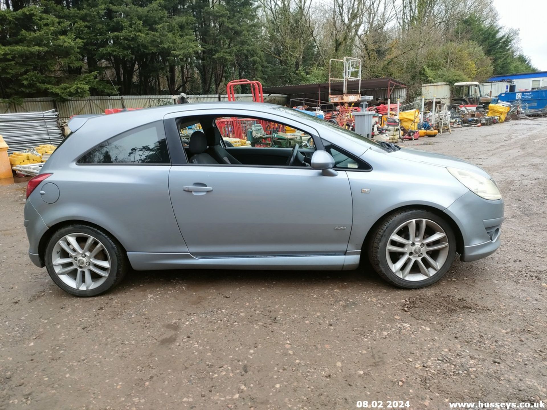 08/08 VAUXHALL CORSA SXI A/C - 1364cc 3dr Hatchback (Silver) - Image 45 of 64