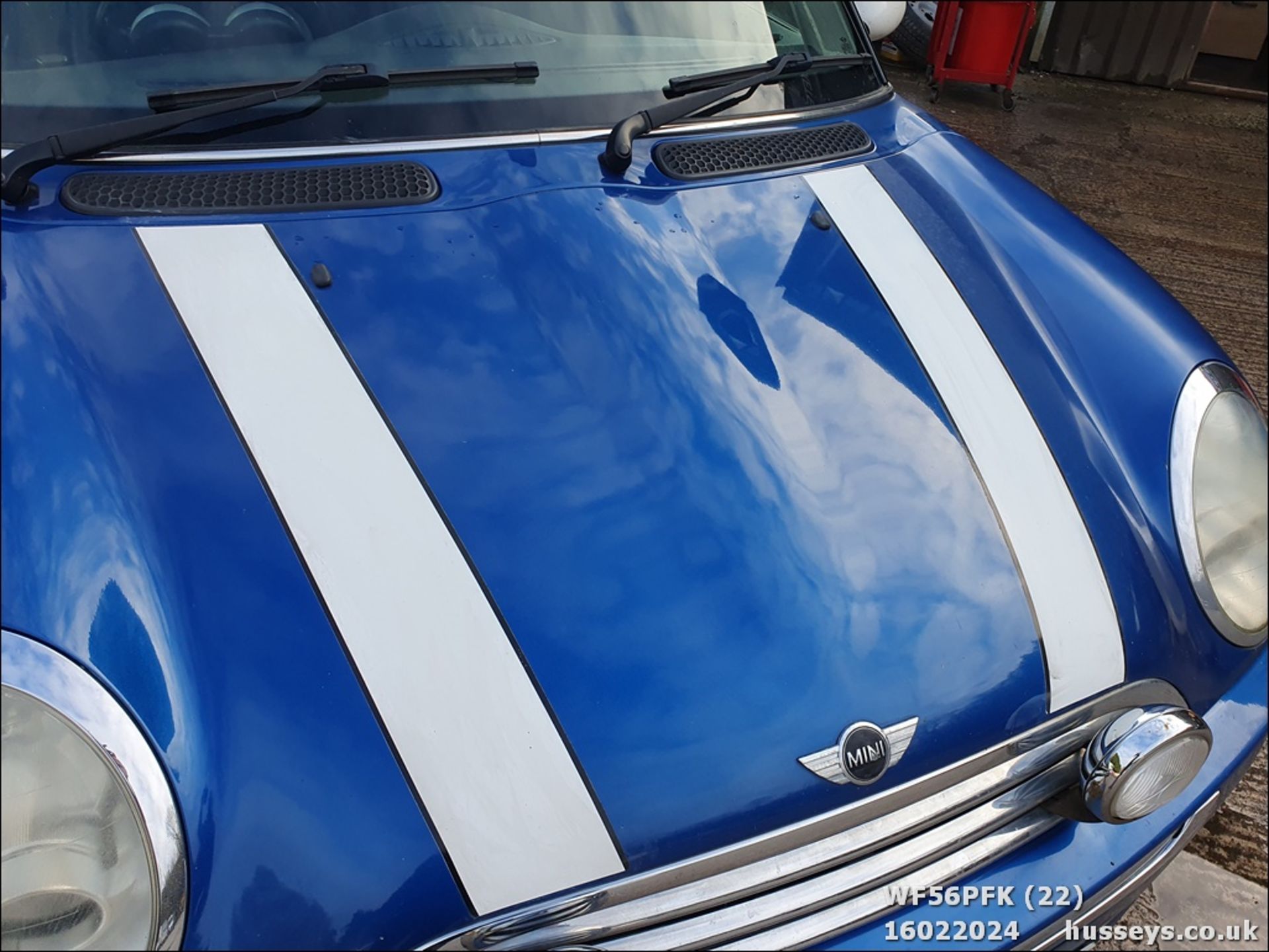06/56 MINI MINI COOPER - 1598cc 3dr Hatchback (Blue, 101k) - Image 23 of 40
