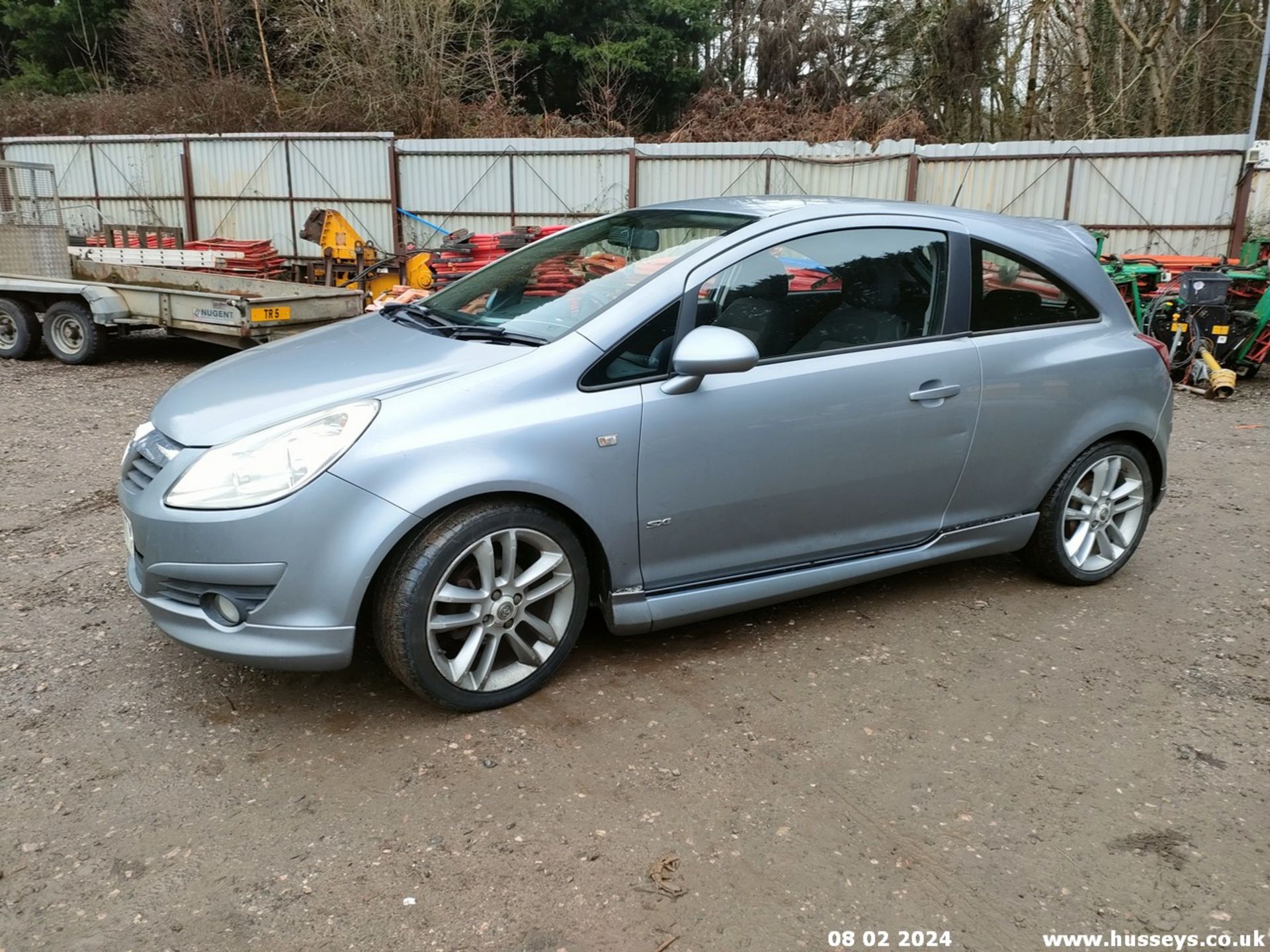 08/08 VAUXHALL CORSA SXI A/C - 1364cc 3dr Hatchback (Silver) - Image 18 of 64