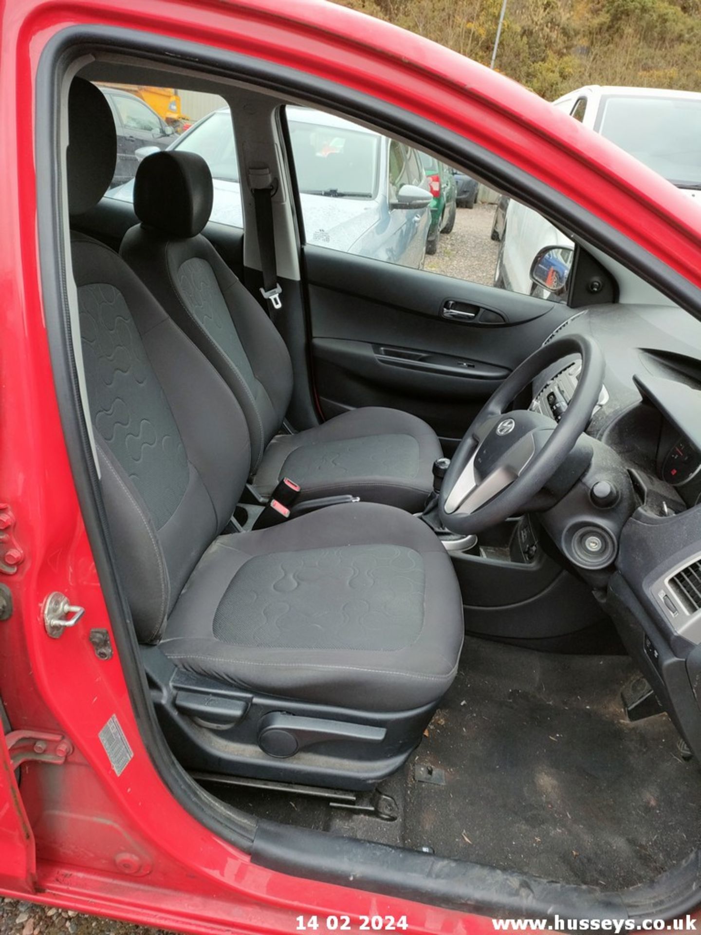 09/59 HYUNDAI I20 CLASSIC - 1248cc 5dr Hatchback (Red) - Image 31 of 41