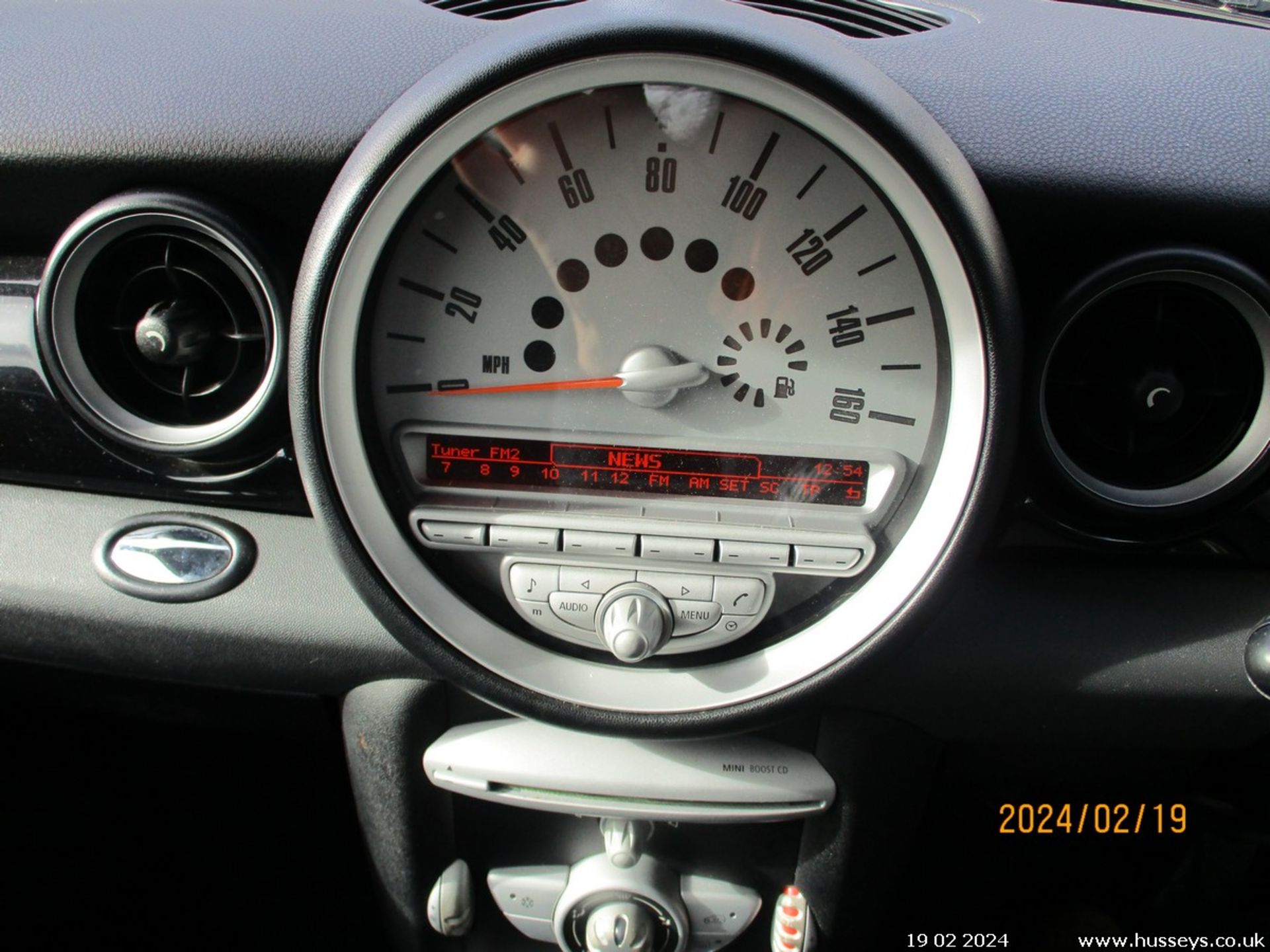 10/10 MINI ONE GRAPHITE - 1598cc 3dr Hatchback (Grey, 72k) - Image 13 of 20