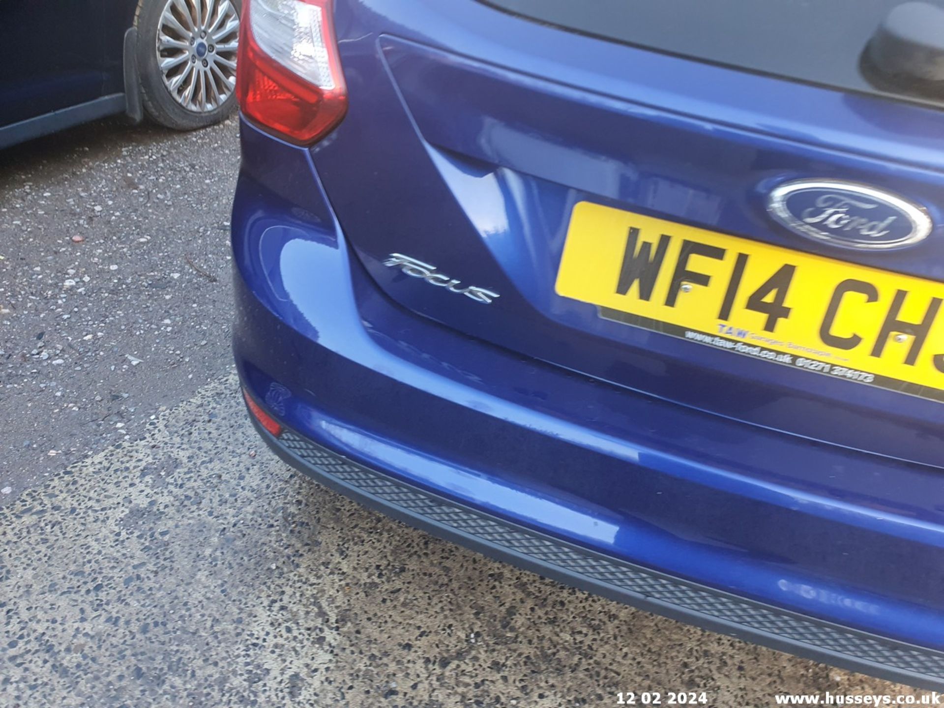 14/14 FORD FOCUS ZETEC TURBO - 998cc 5dr Hatchback (Blue, 66k) - Image 26 of 40