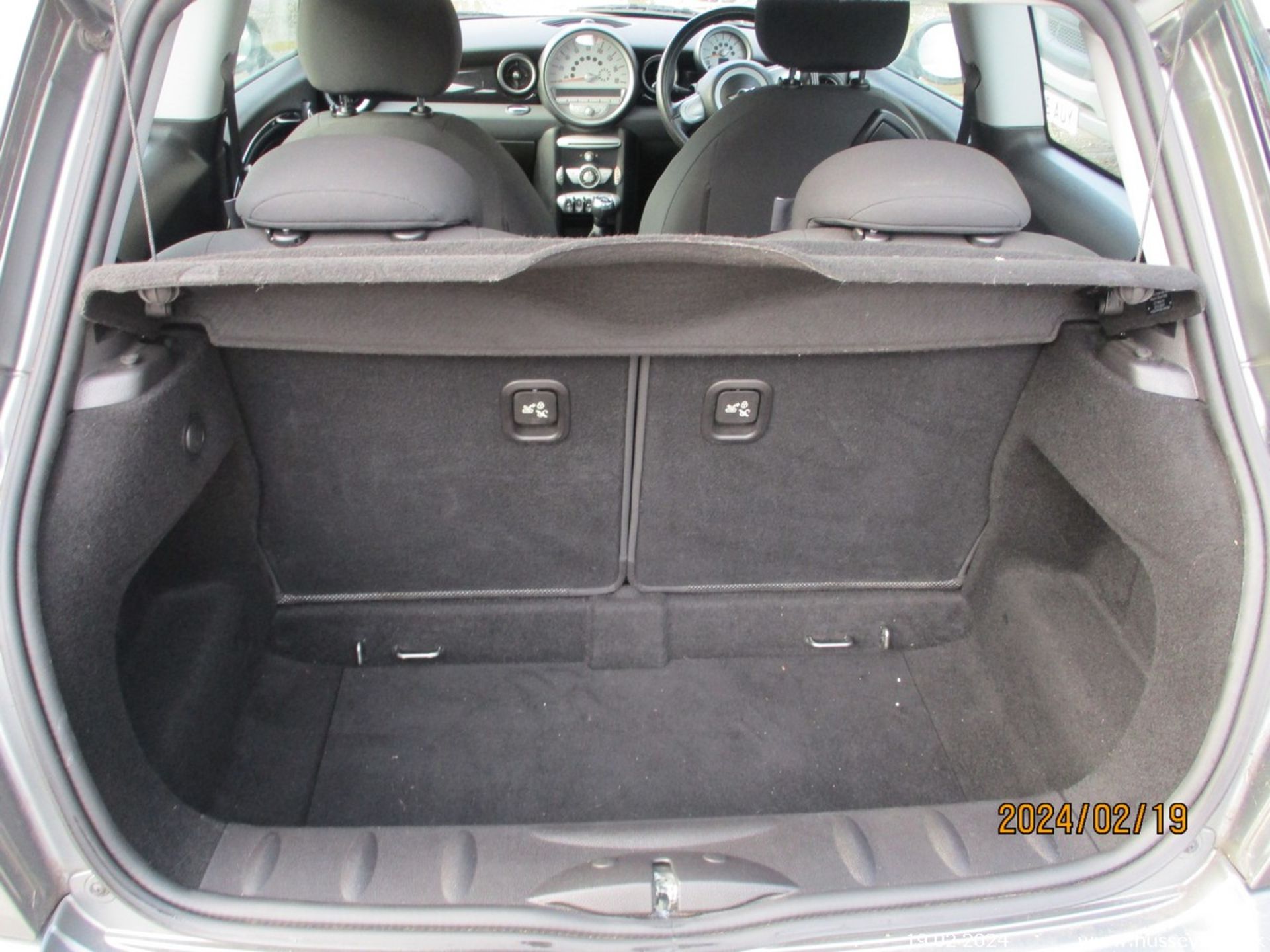 10/10 MINI ONE GRAPHITE - 1598cc 3dr Hatchback (Grey, 72k) - Image 8 of 20