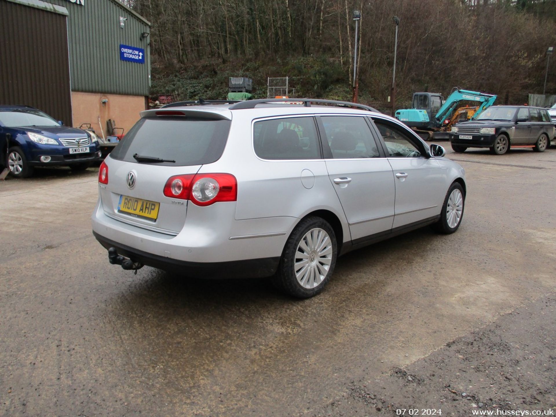 10/10 VOLKSWAGEN PASSAT H-LINE+ TDI DSG140 - 1968cc 5dr Estate (Silver) - Image 6 of 20