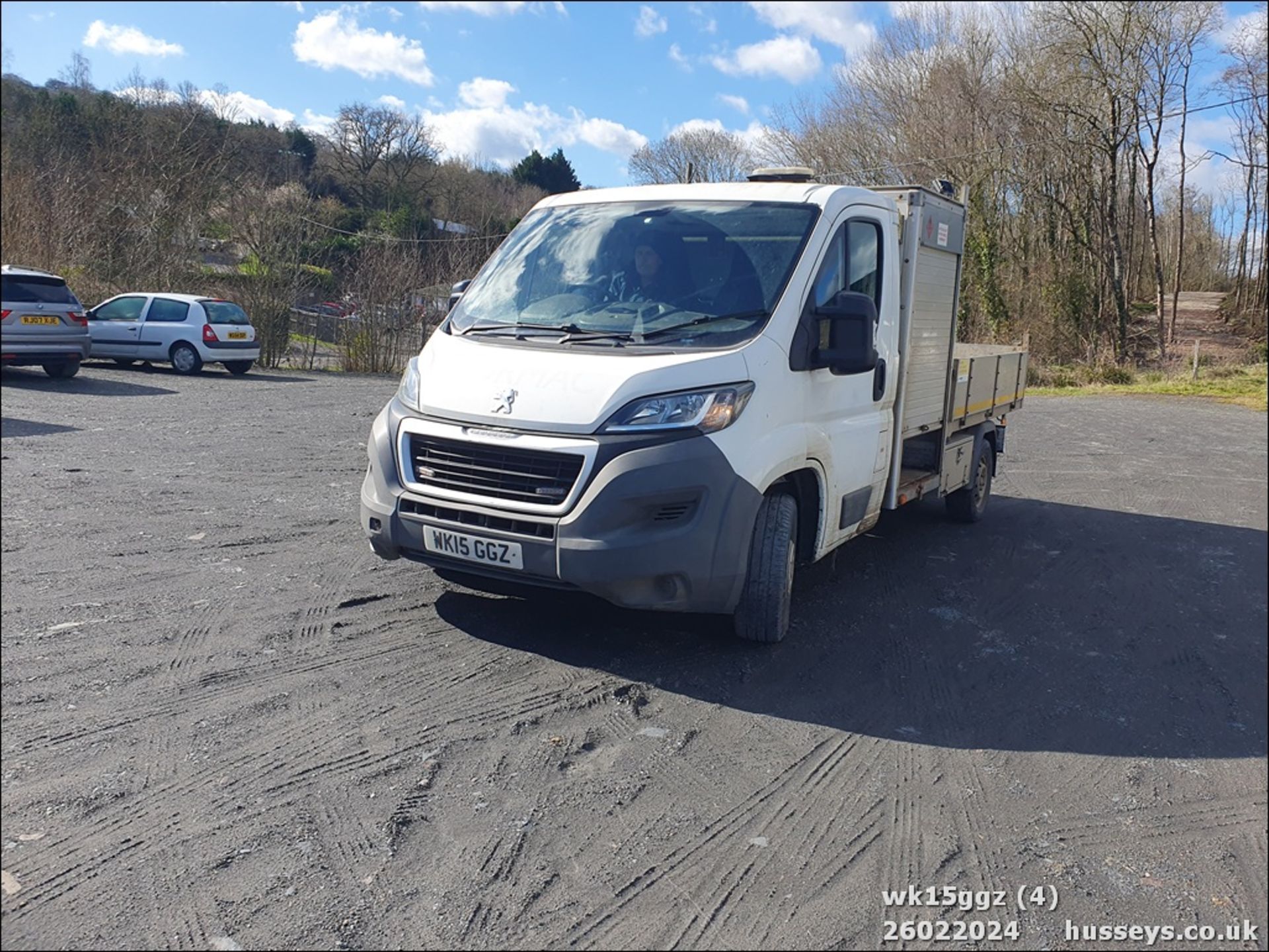 15/15 PEUGEOT BOXER 335 L2S HDI - 2198cc 2dr Tipper (White, 135k) - Image 5 of 40