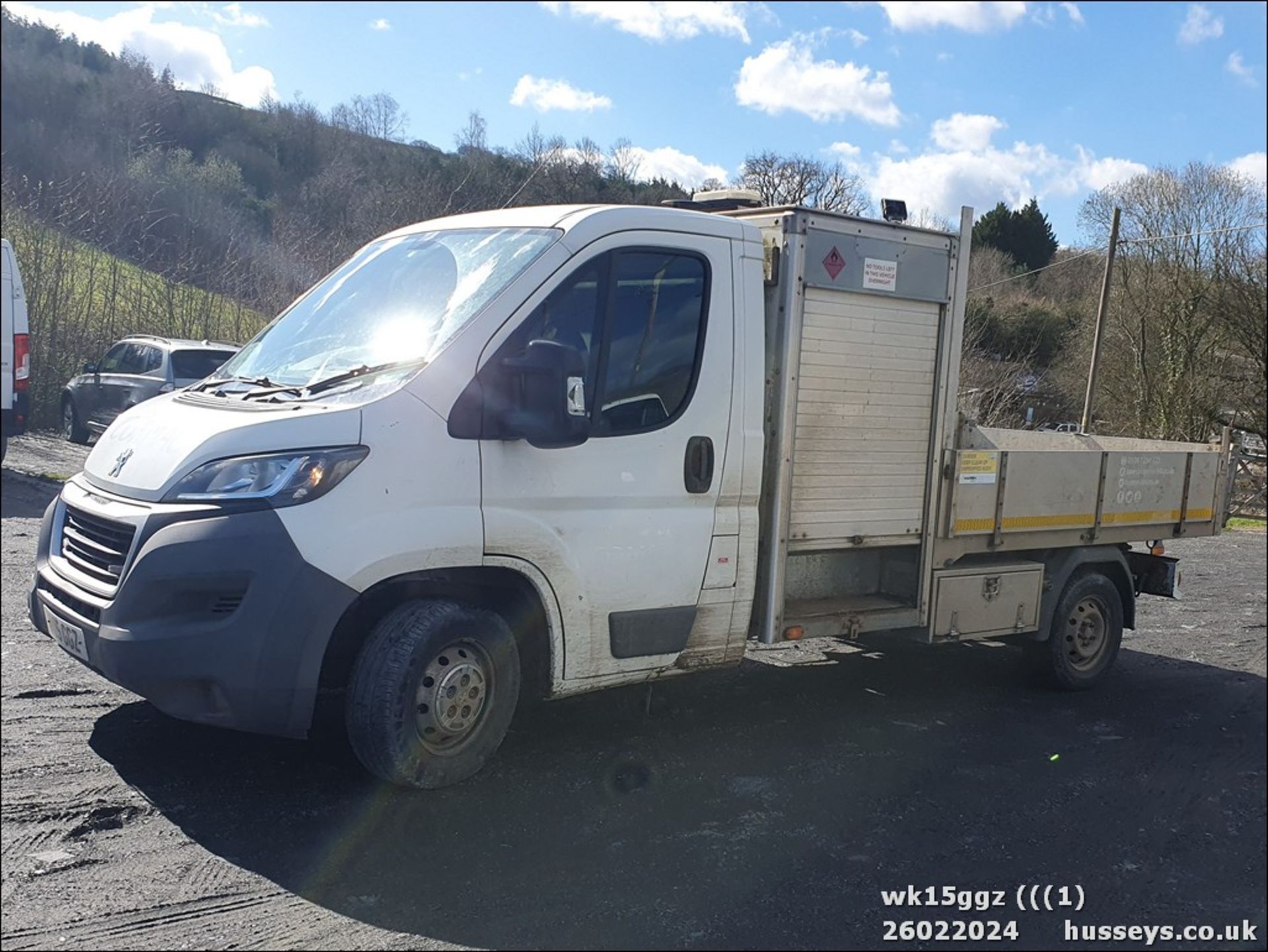 15/15 PEUGEOT BOXER 335 L2S HDI - 2198cc 2dr Tipper (White, 135k)