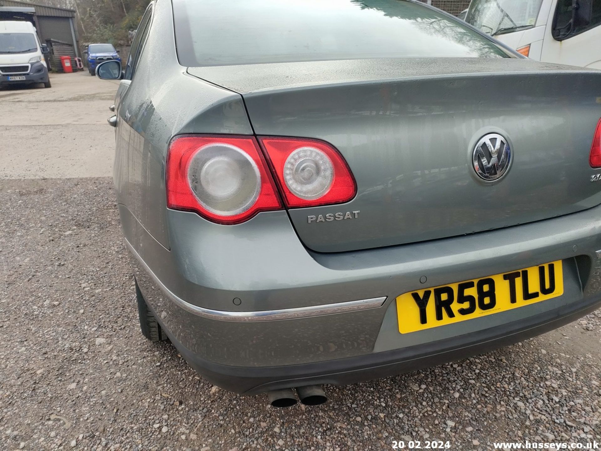 08/58 VOLKSWAGEN PASSAT SEL TDI - 1968cc 4dr Saloon (Green) - Image 25 of 49